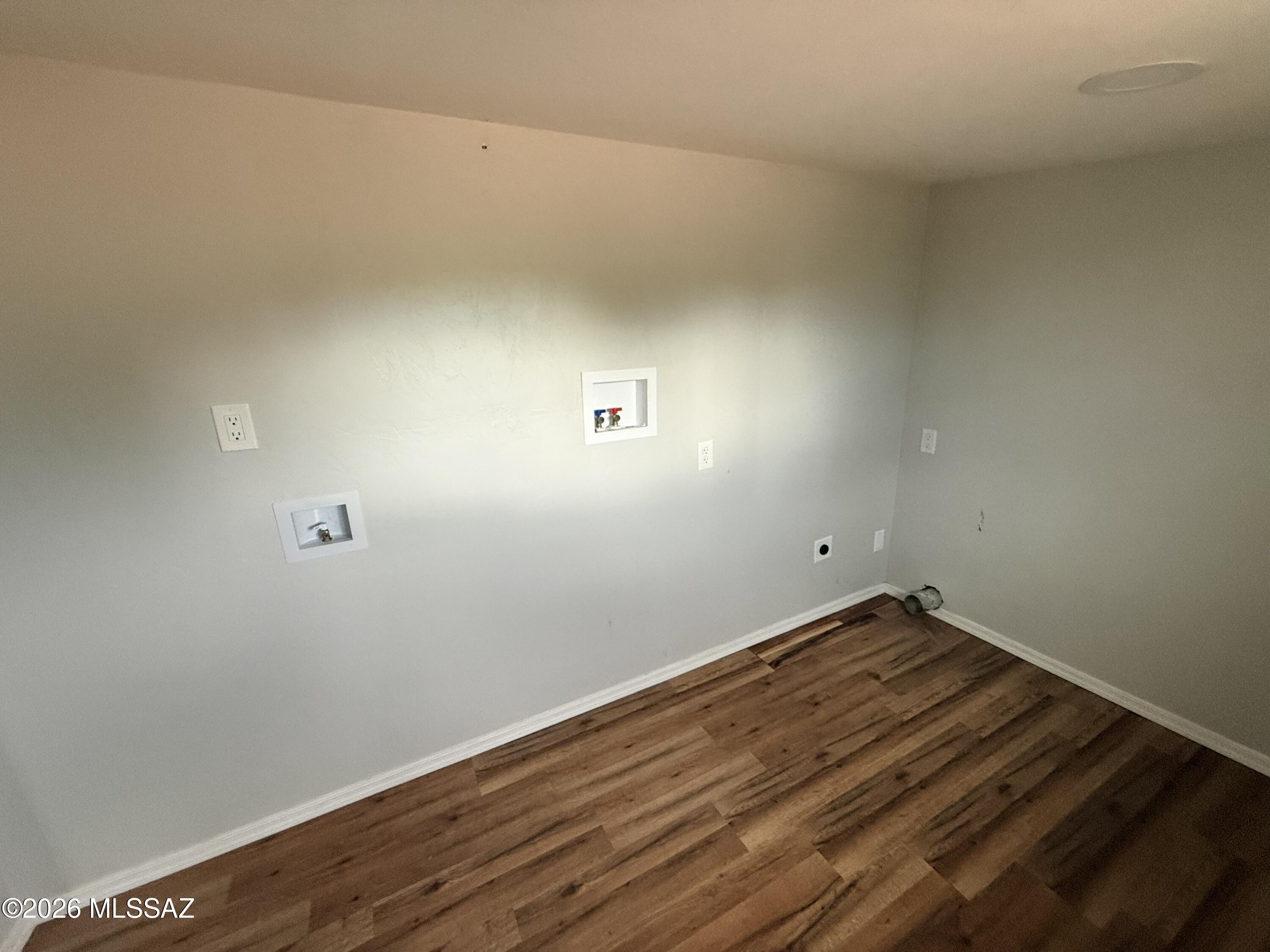 J Six Ranchettes 1 - Residential