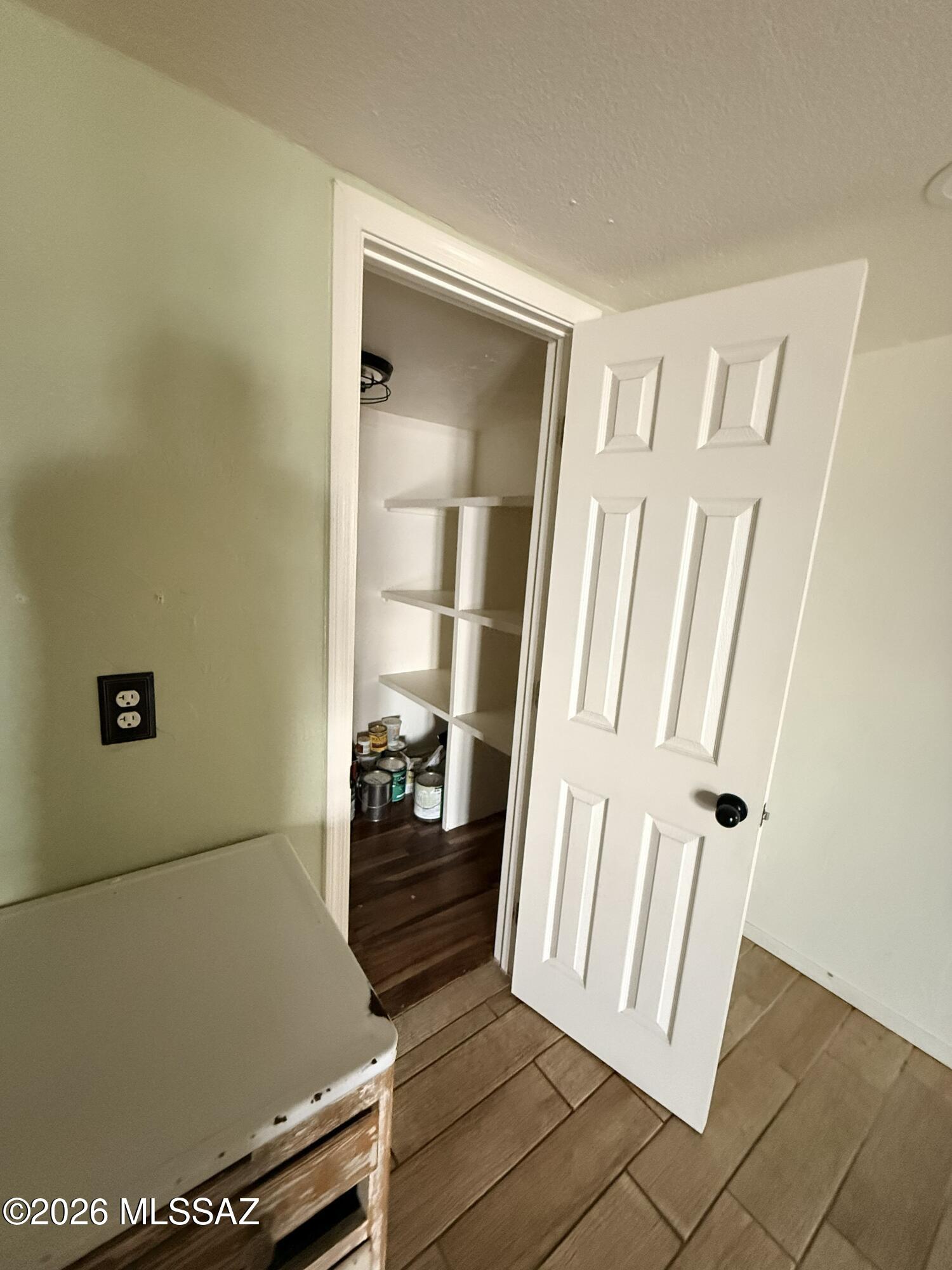 J Six Ranchettes 1 - Residential
