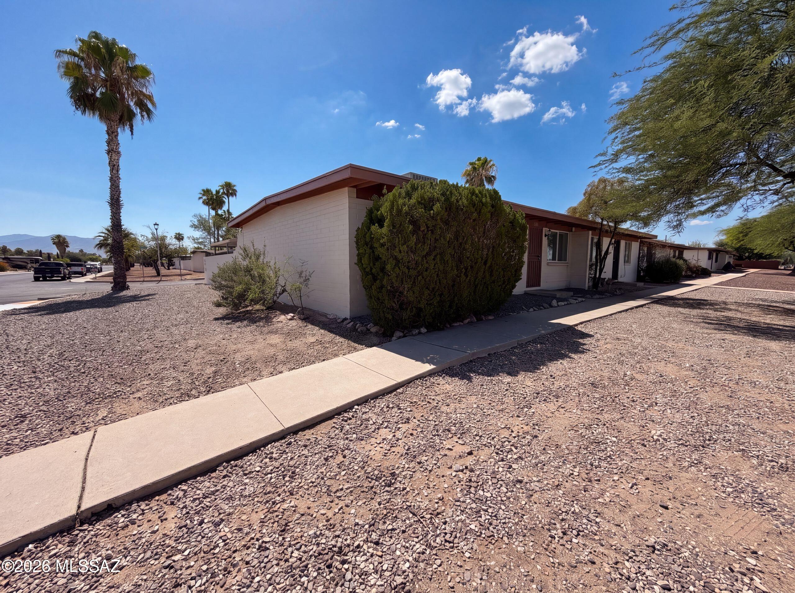Palm Grove Clusters (186-349, 543) - Residential