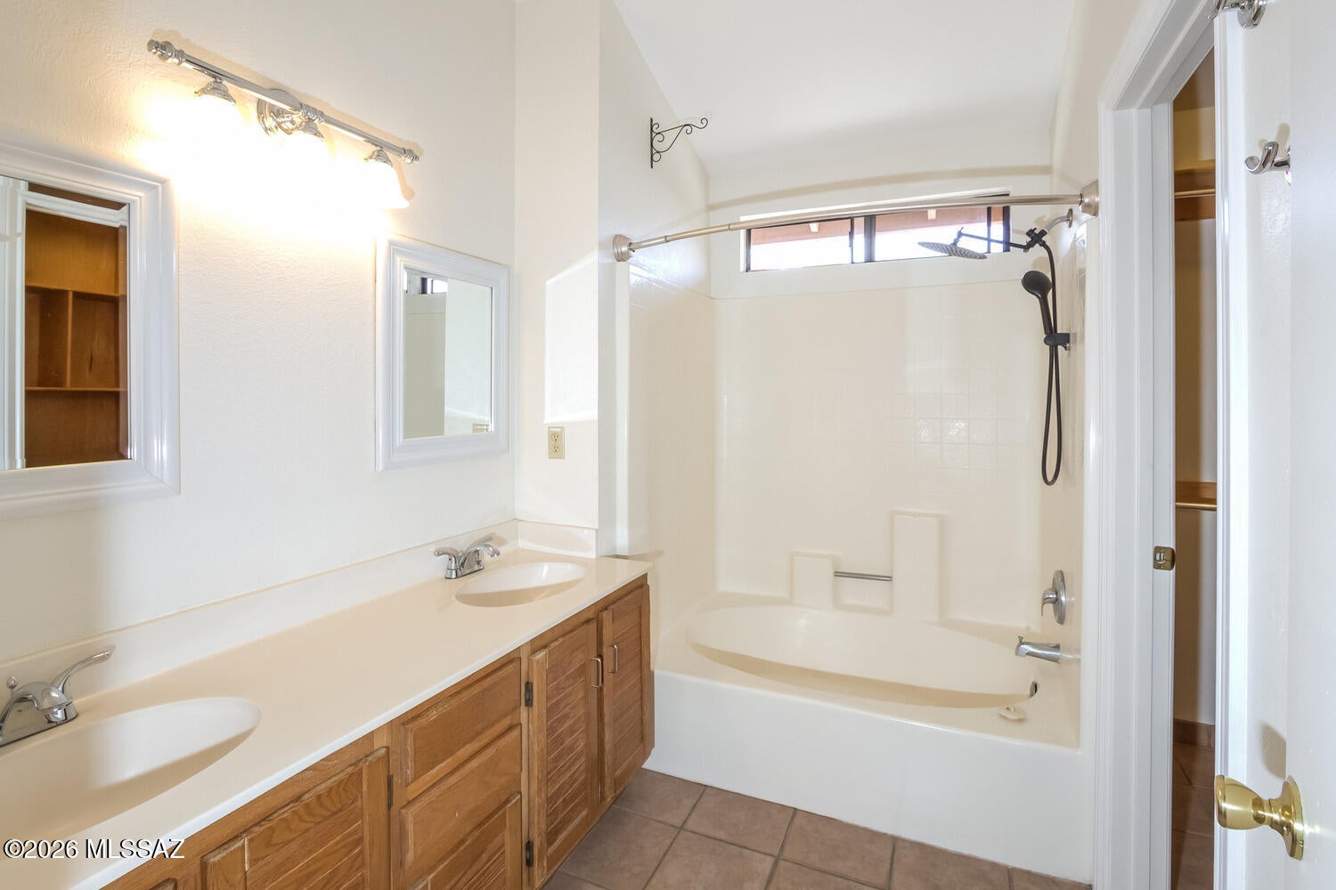 Linda Vista Estates(1-563) - Residential Lease