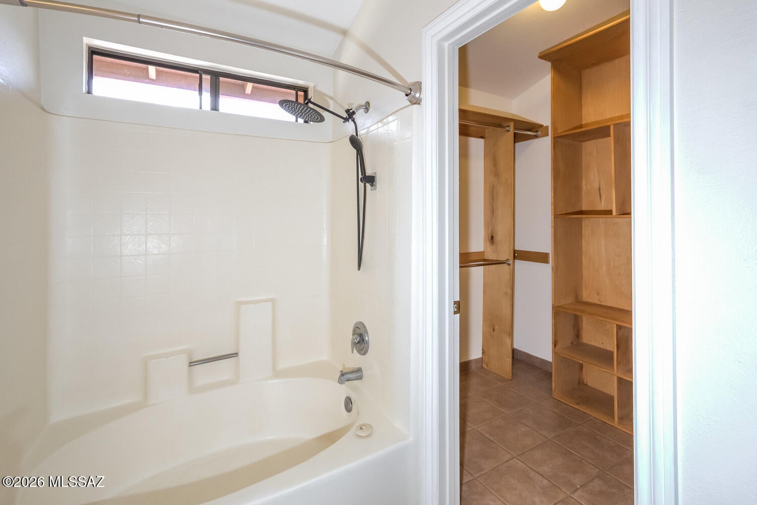 Linda Vista Estates(1-563) - Residential Lease