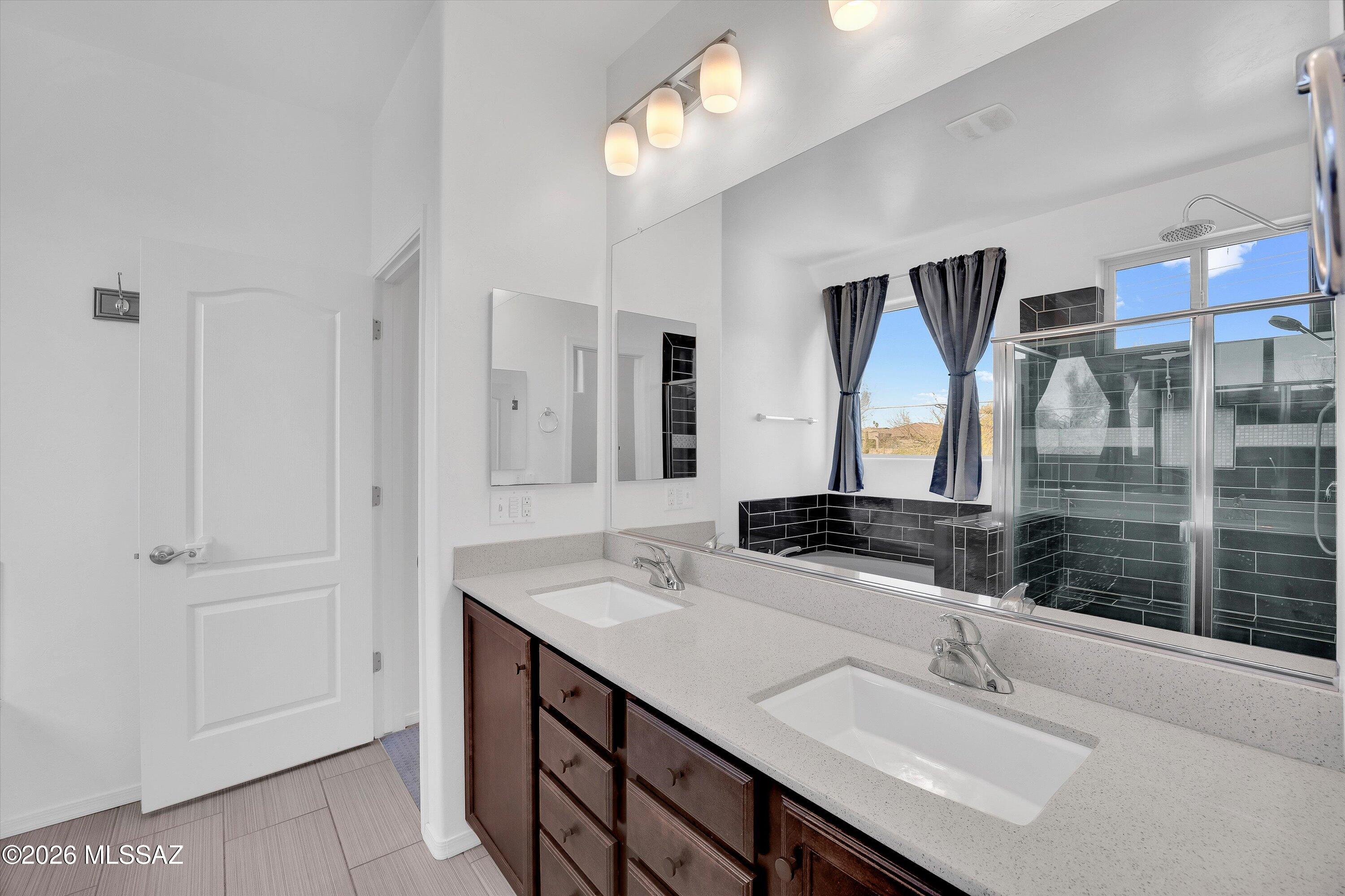 Mariposa Trail - Residential