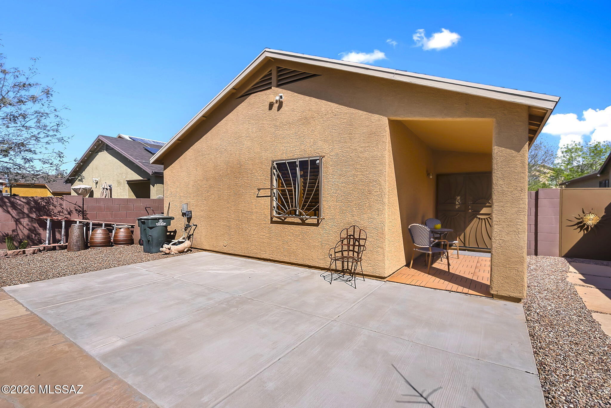 Tres Pueblos - Residential