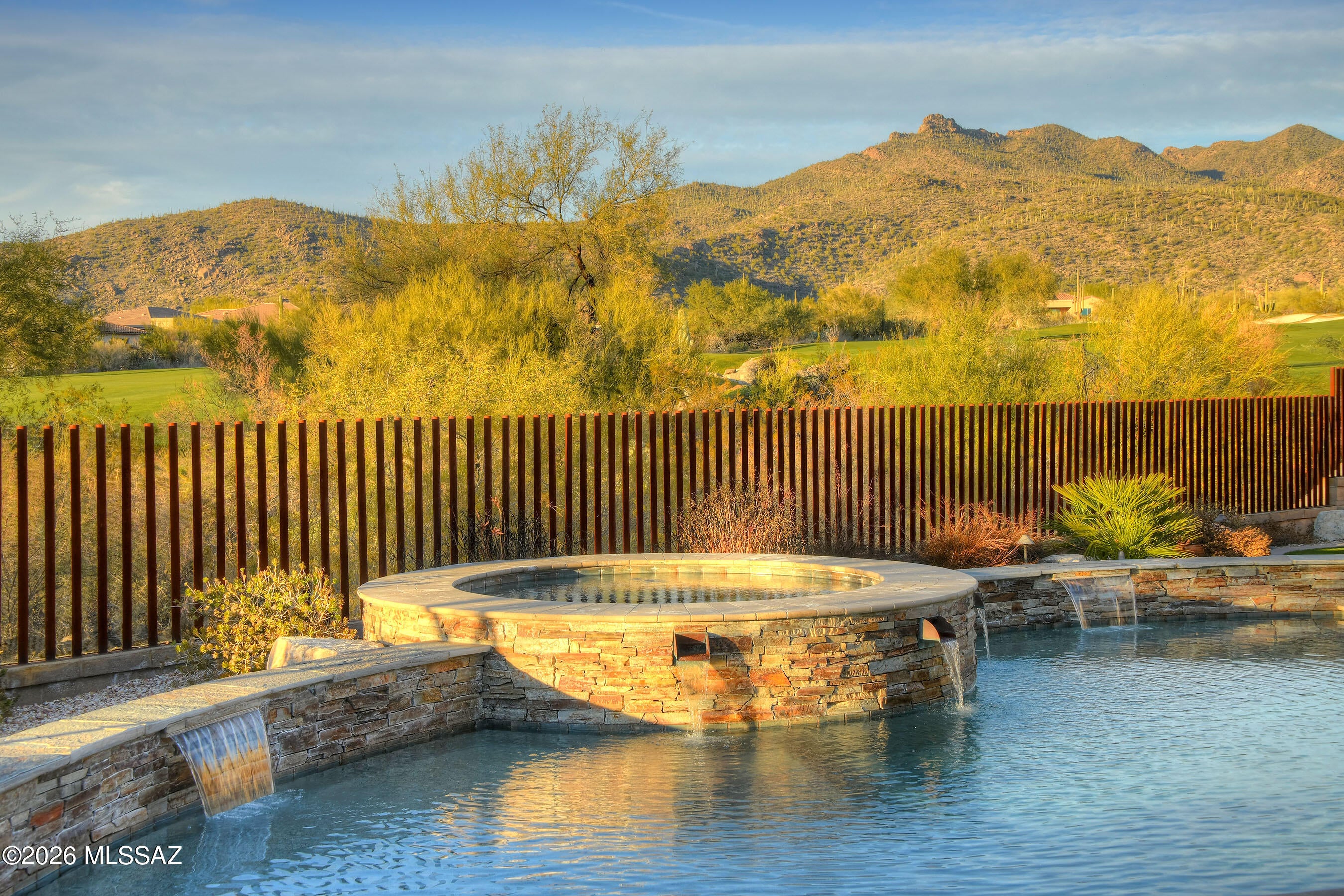 Los Saguaros At Dove Mountain SQ20121640199 - Residential