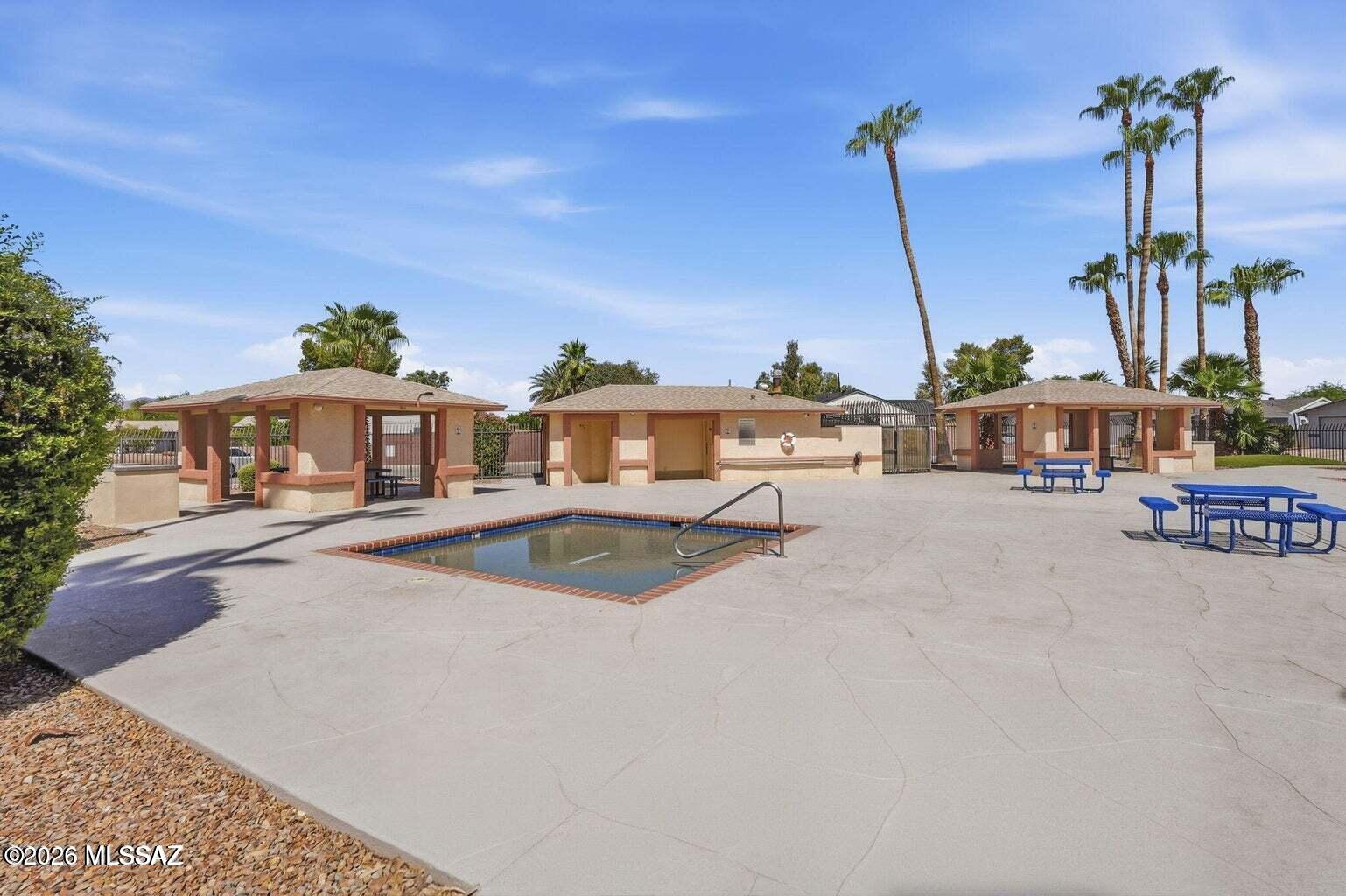 Meadowbrook (273-334, 348-403, 410-532) - Residential