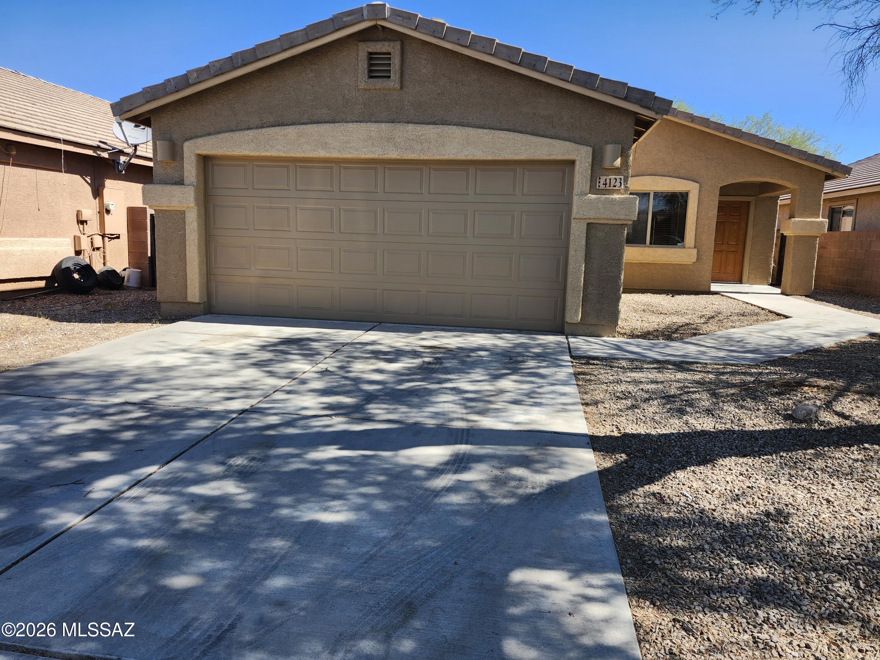 Valencia Reserve South (1-315) - Residential Lease