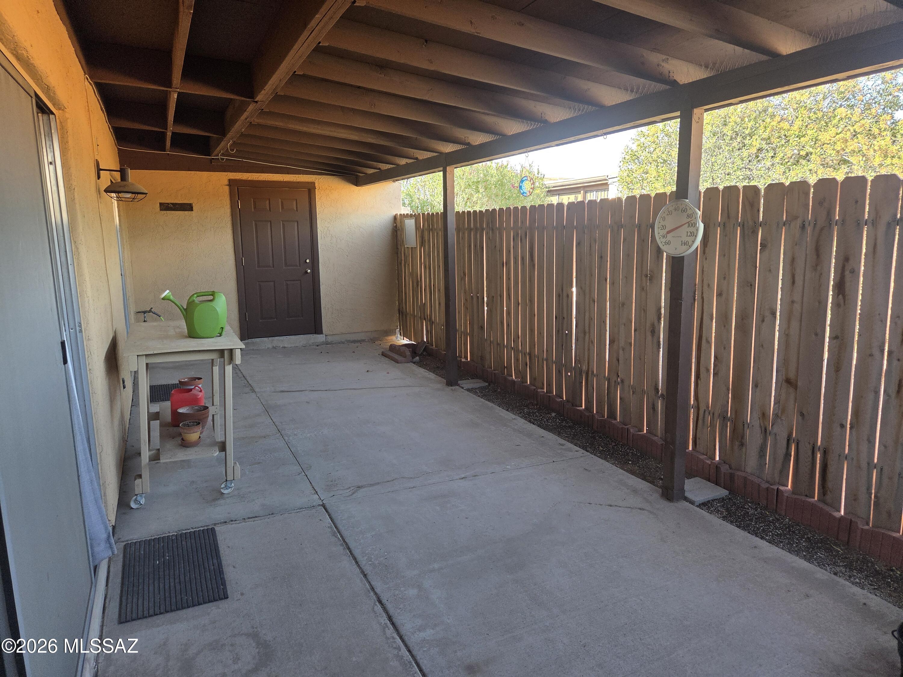 Pantano Park Townhouses - Residential