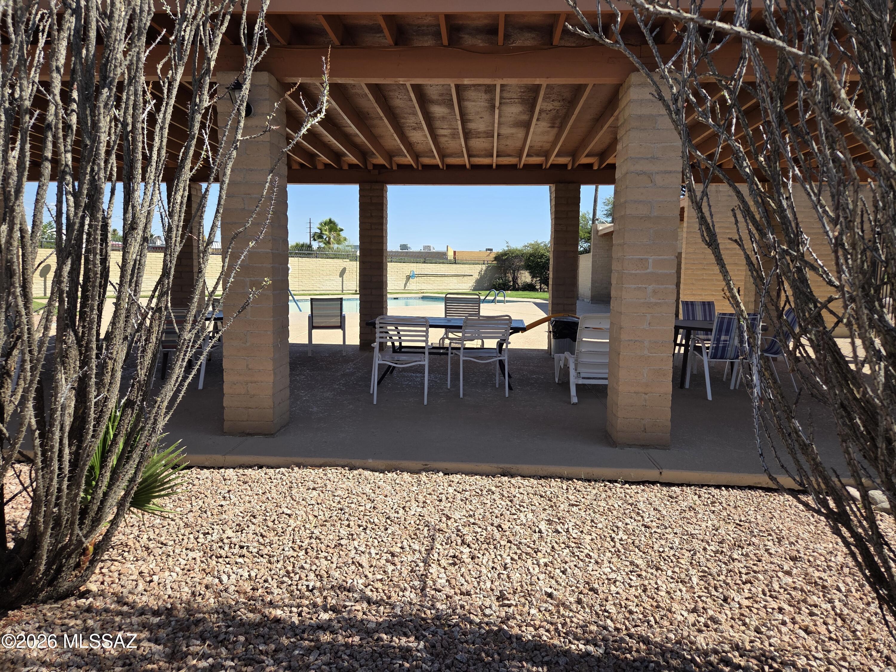 Pantano Park Townhouses - Residential