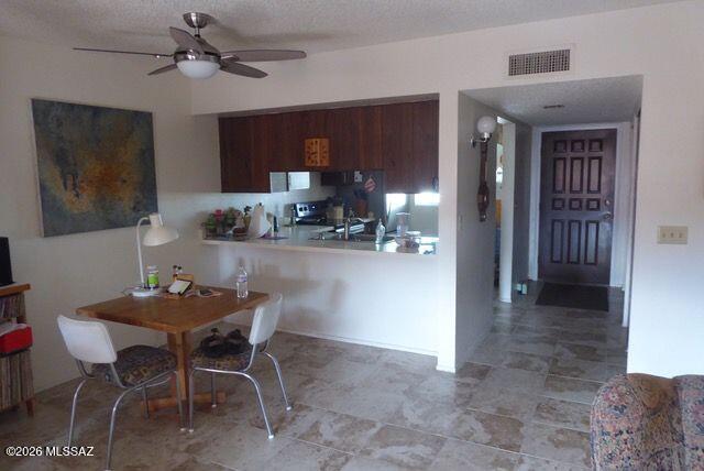 Pantano Park Townhouses - Residential