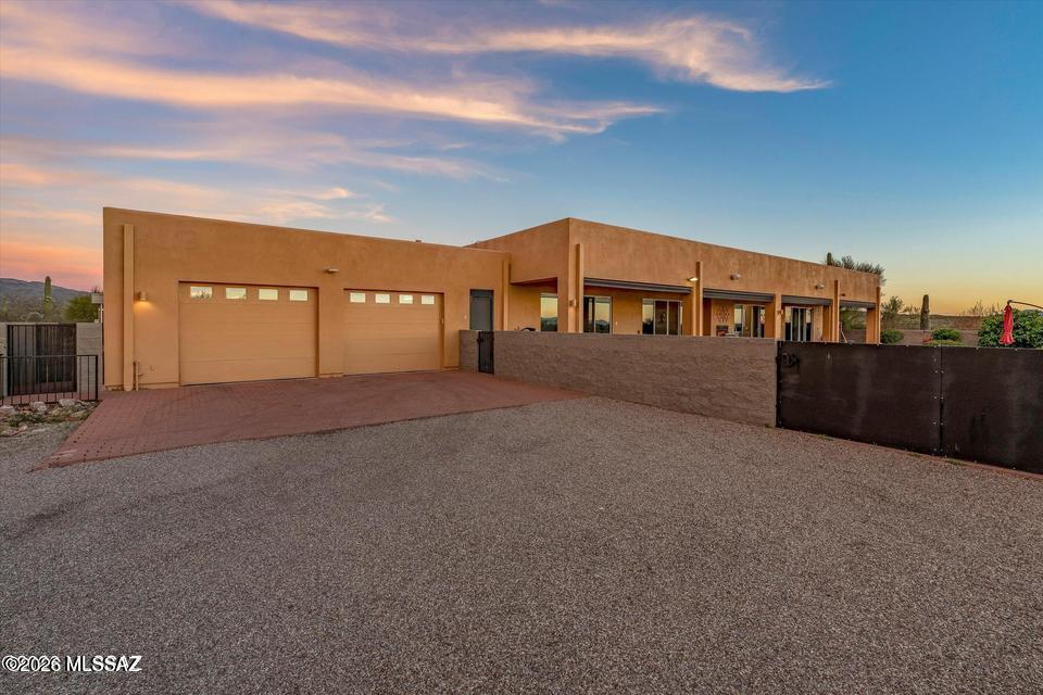 Coyote Creek (1-395) - Residential Lease