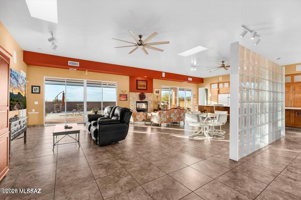 Coyote Creek (1-395) - Residential Lease
