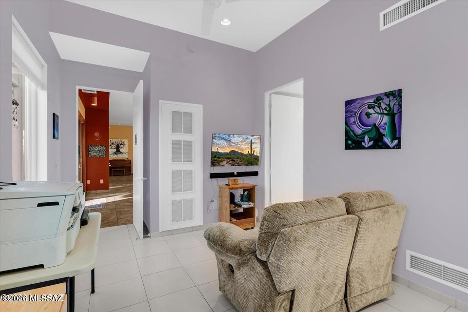 Coyote Creek (1-395) - Residential Lease