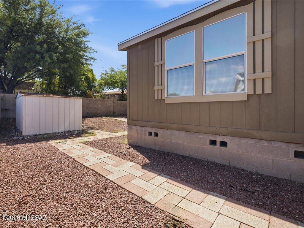Country Club Terrace (1-108) - Residential