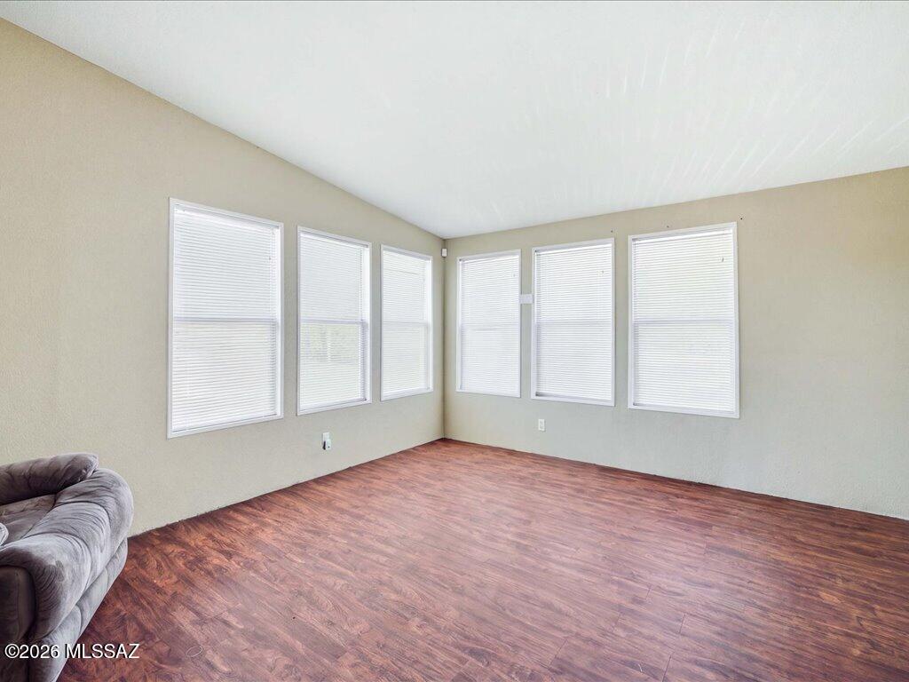 Country Club Terrace (1-108) - Residential