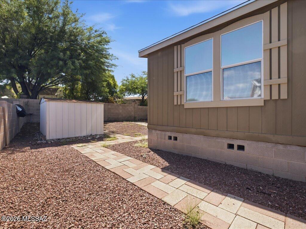 Country Club Terrace (1-108) - Residential