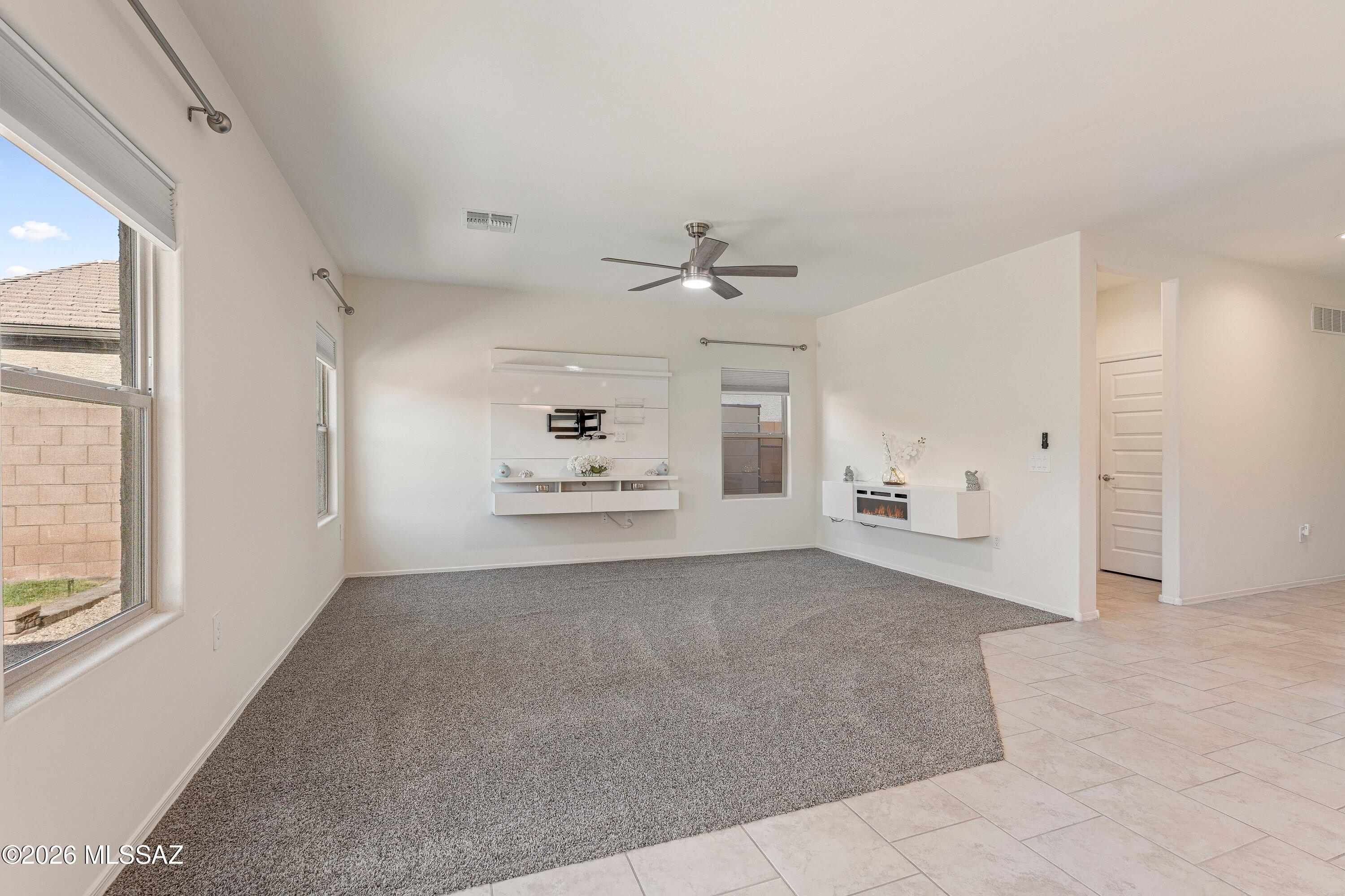 Saguaro Bloom - Residential