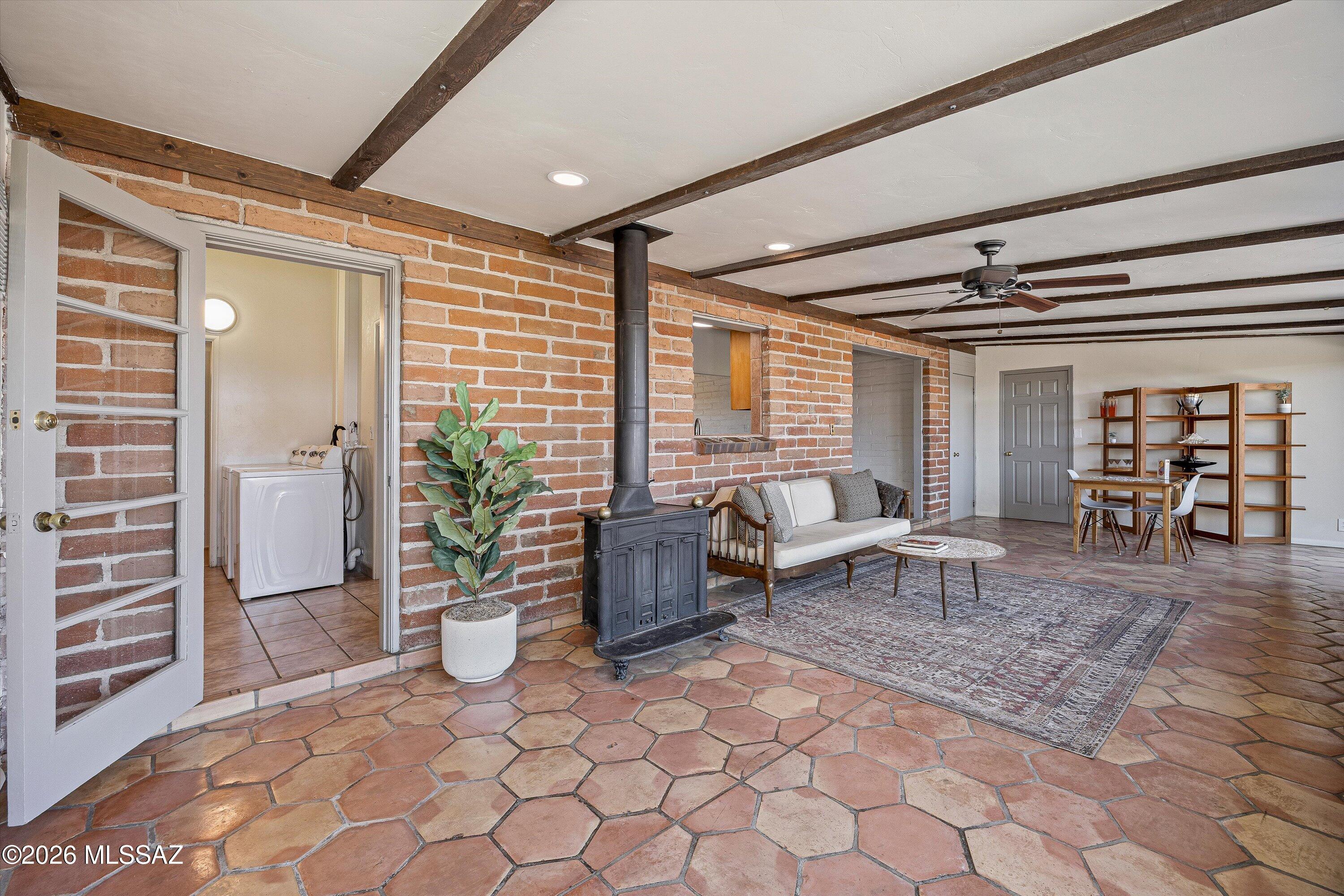 San Fernando Village - Residential