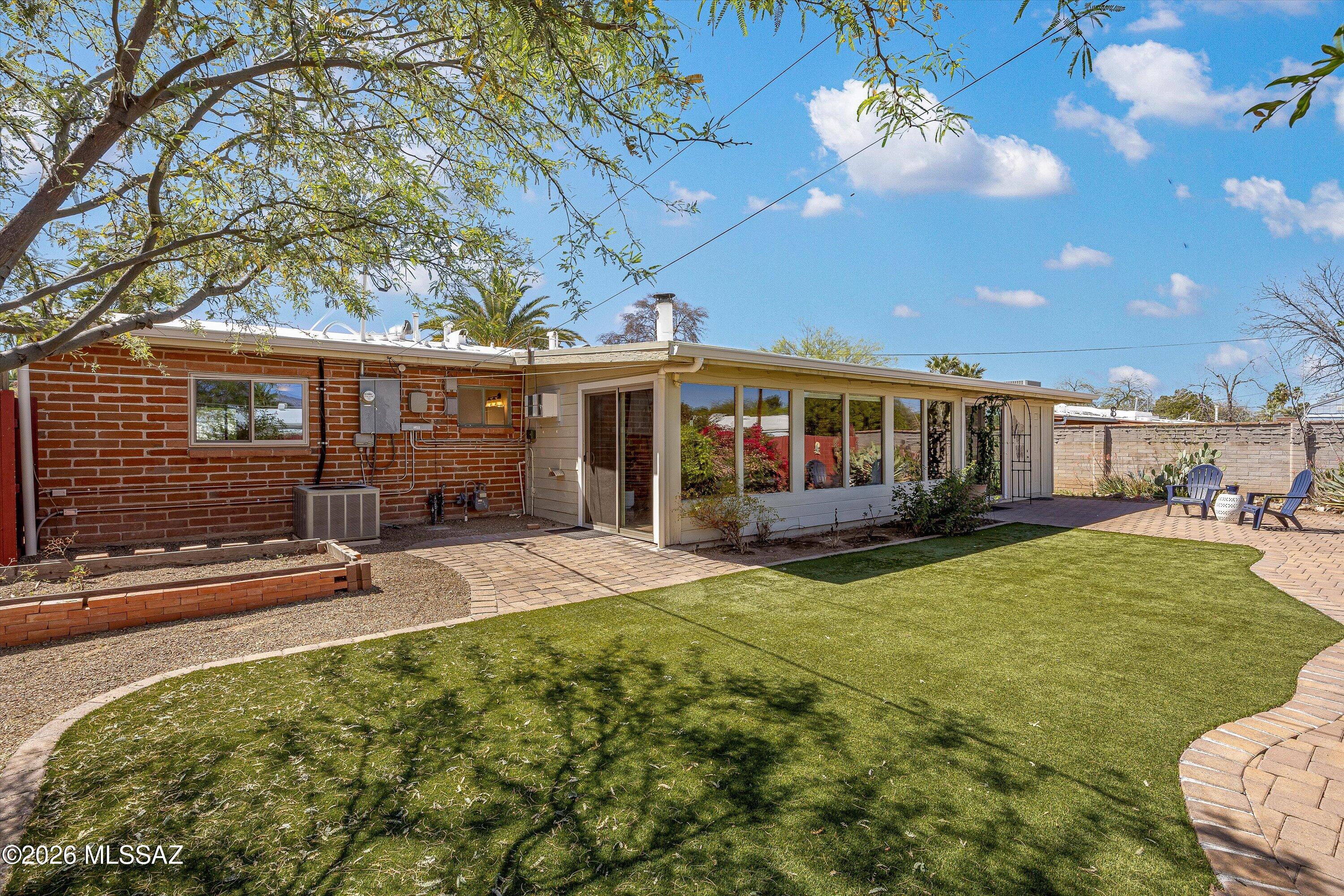 San Fernando Village - Residential