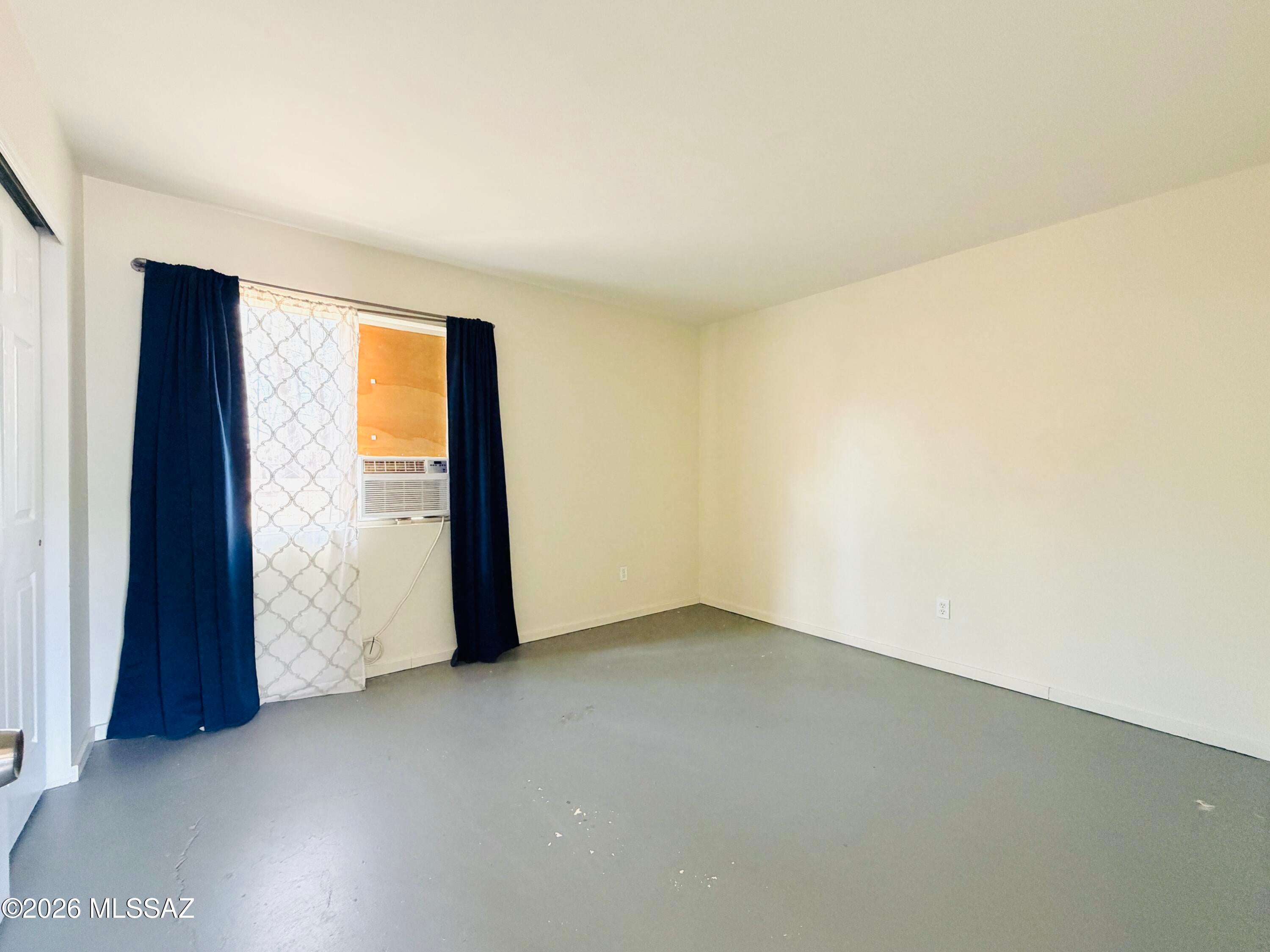 Catalina Poultry Acres NO 3 - Residential Lease