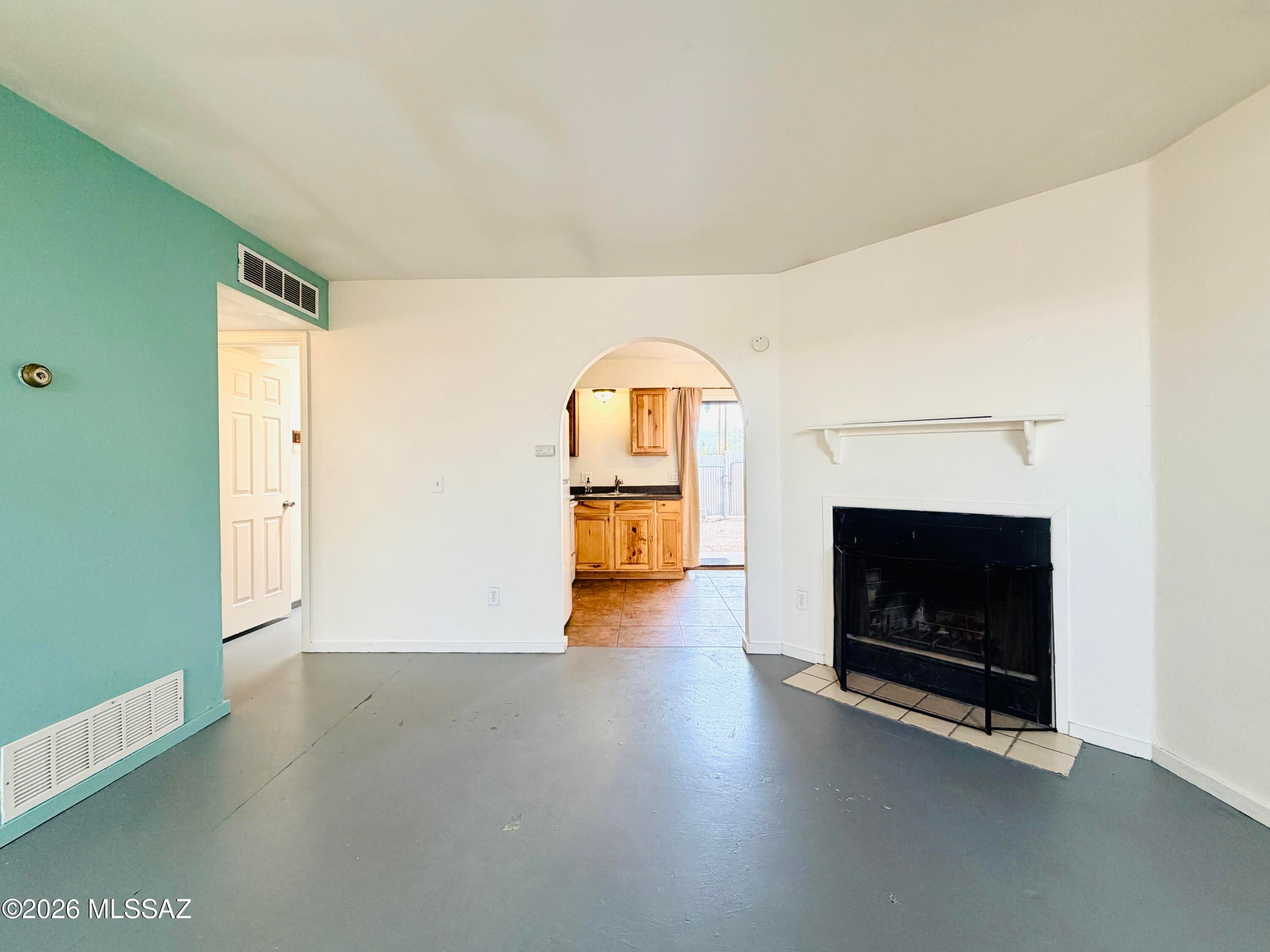 Catalina Poultry Acres NO 3 - Residential Lease