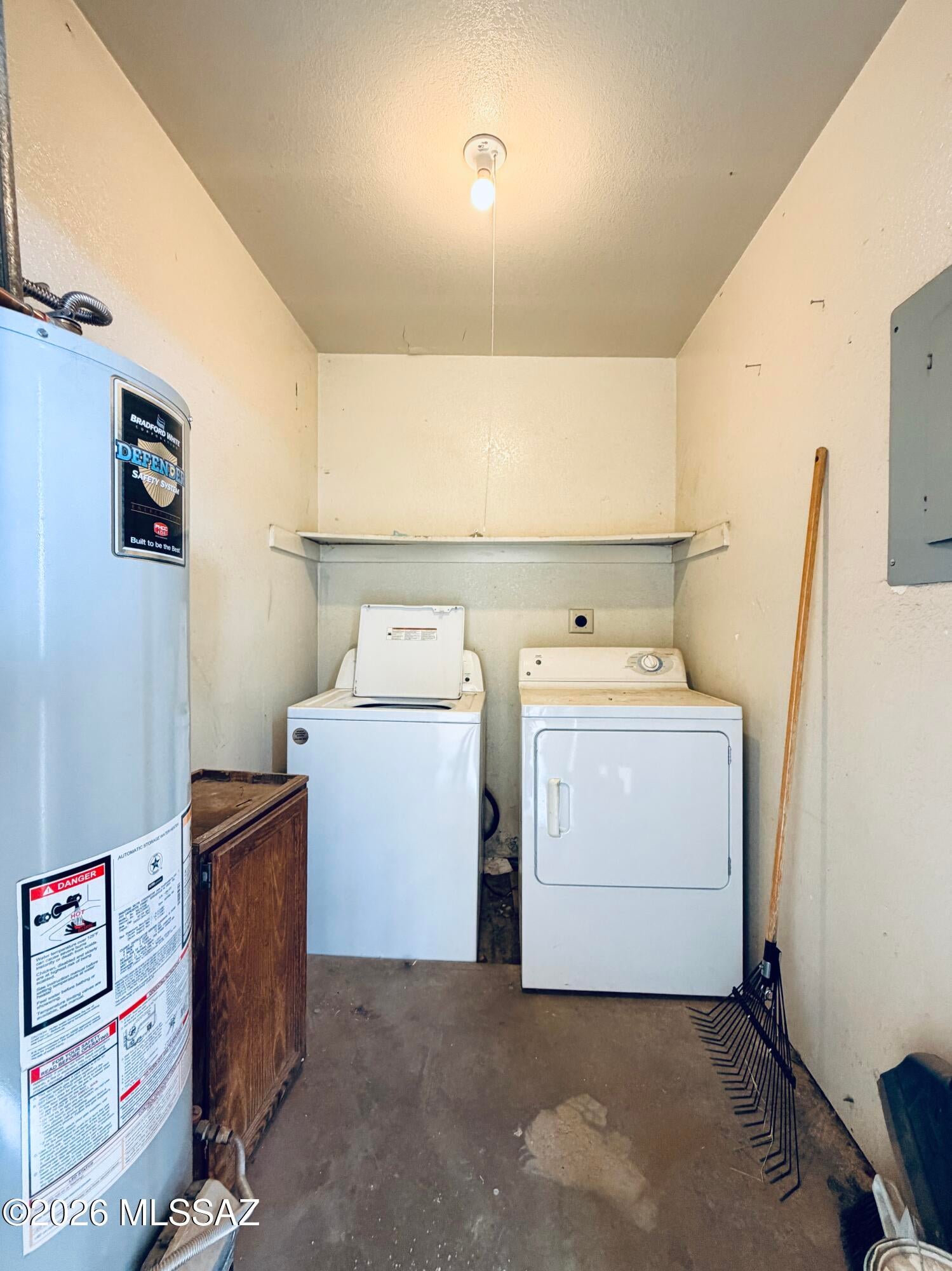 Catalina Poultry Acres NO 3 - Residential Lease