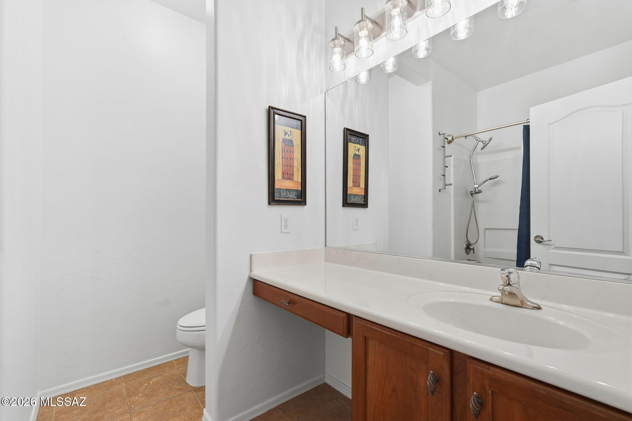 Continental Reserve Blk. 15 (1-66) - Residential