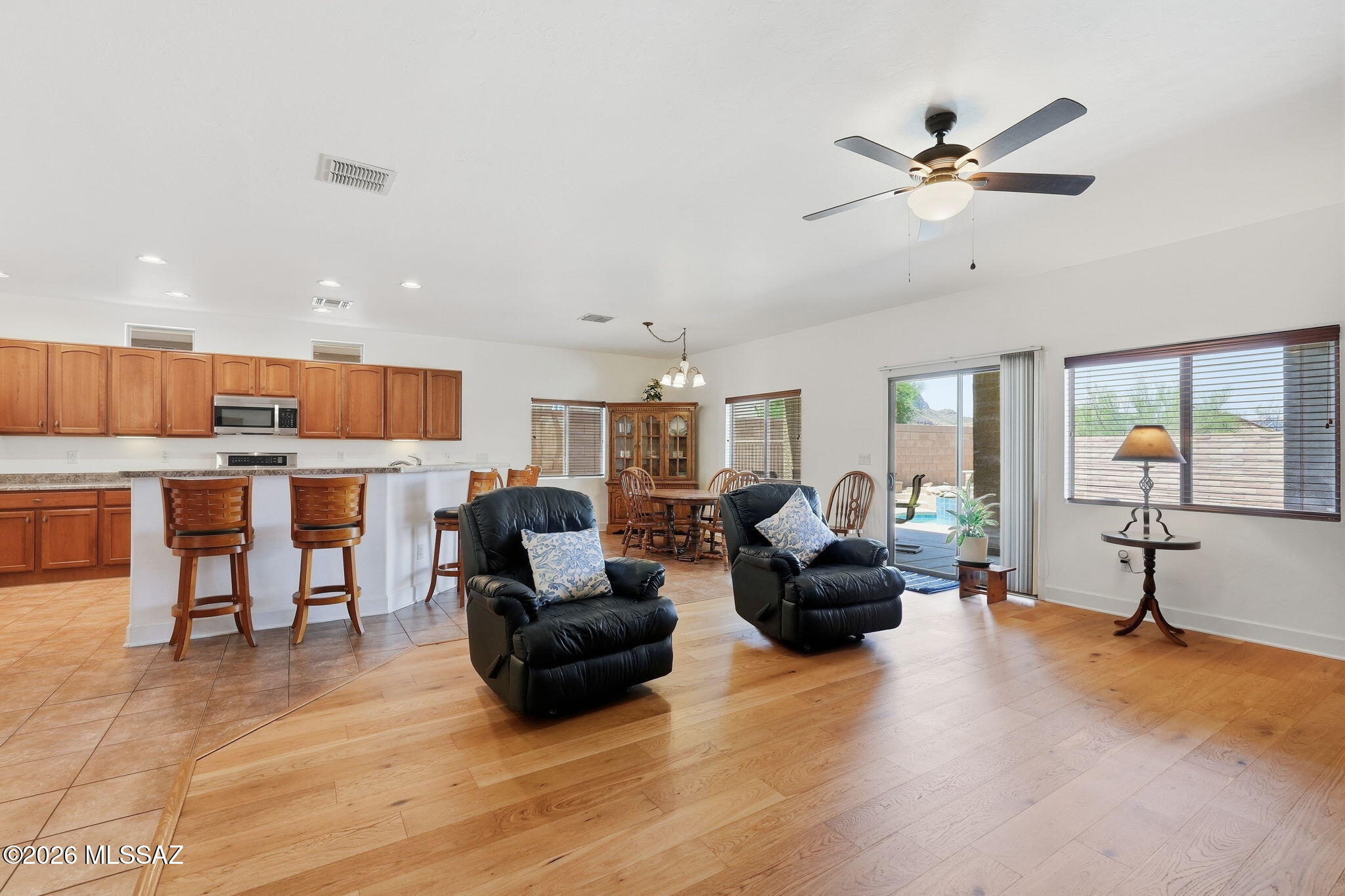 Continental Reserve Blk. 15 (1-66) - Residential