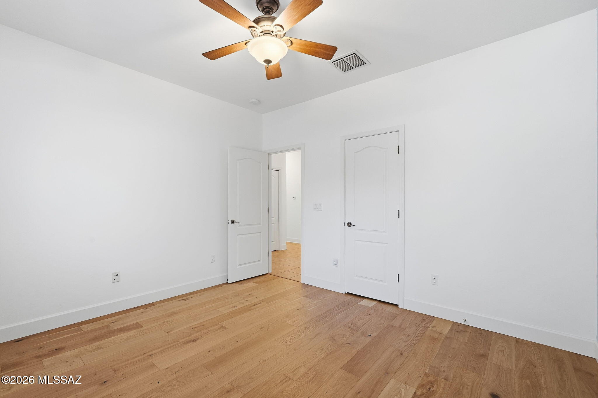 Continental Reserve Blk. 15 (1-66) - Residential
