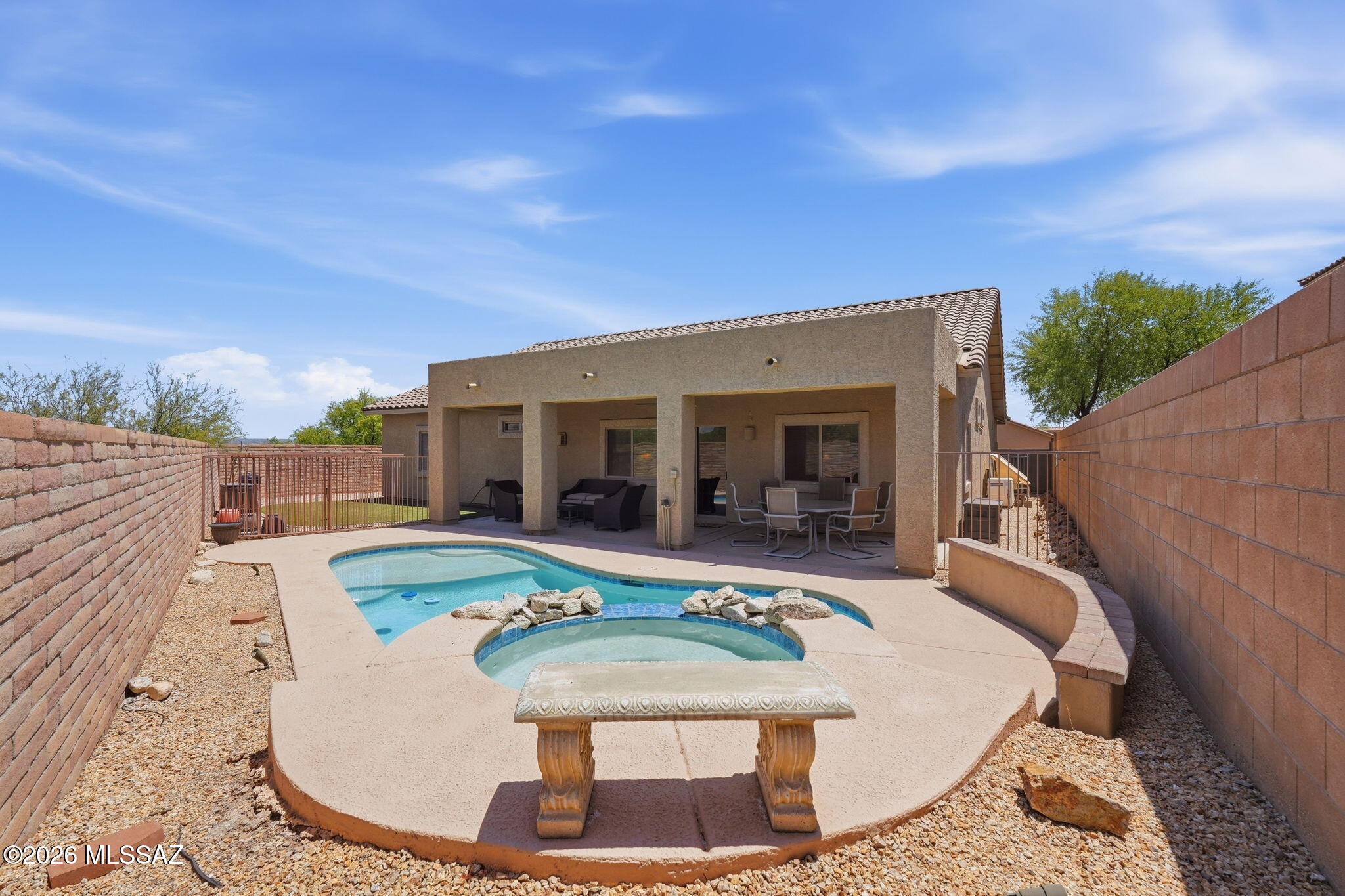 Continental Reserve Blk. 15 (1-66) - Residential