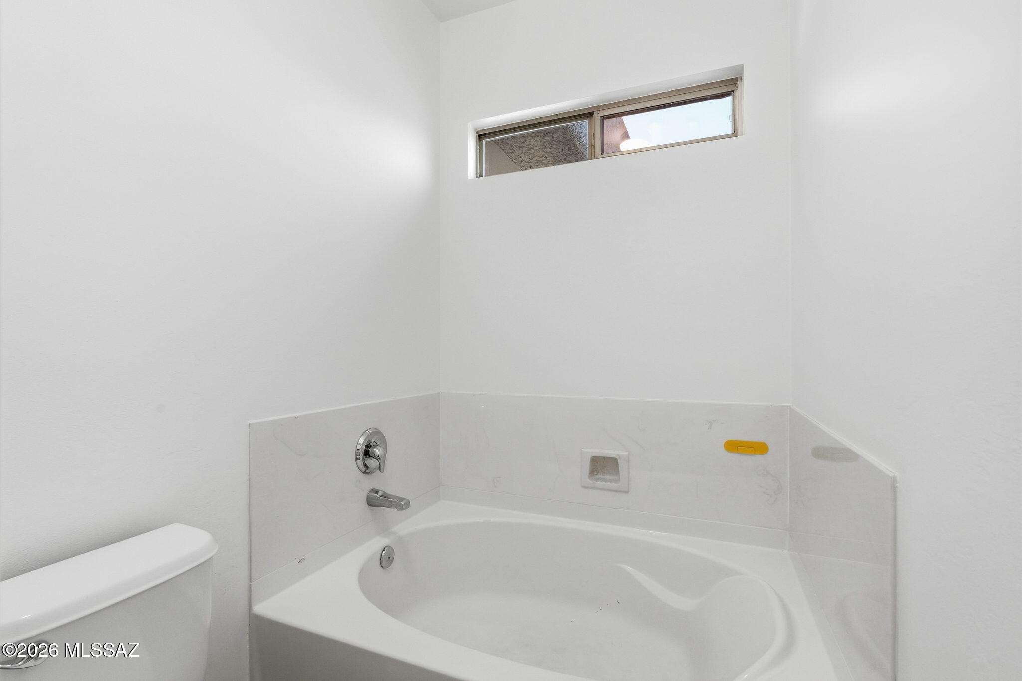 Continental Reserve Blk. 15 (1-66) - Residential