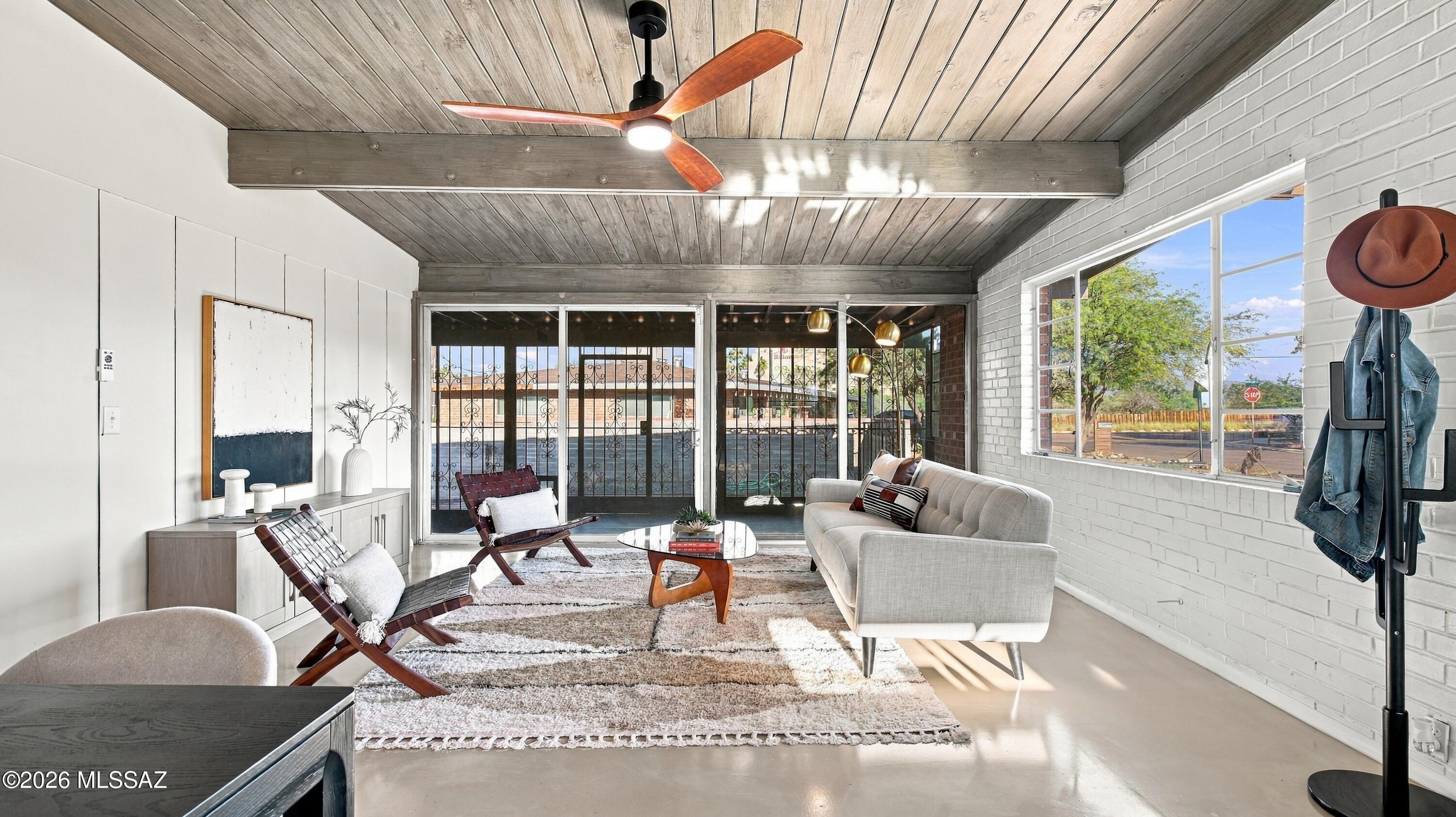 Vista Del Sahuaro - Residential