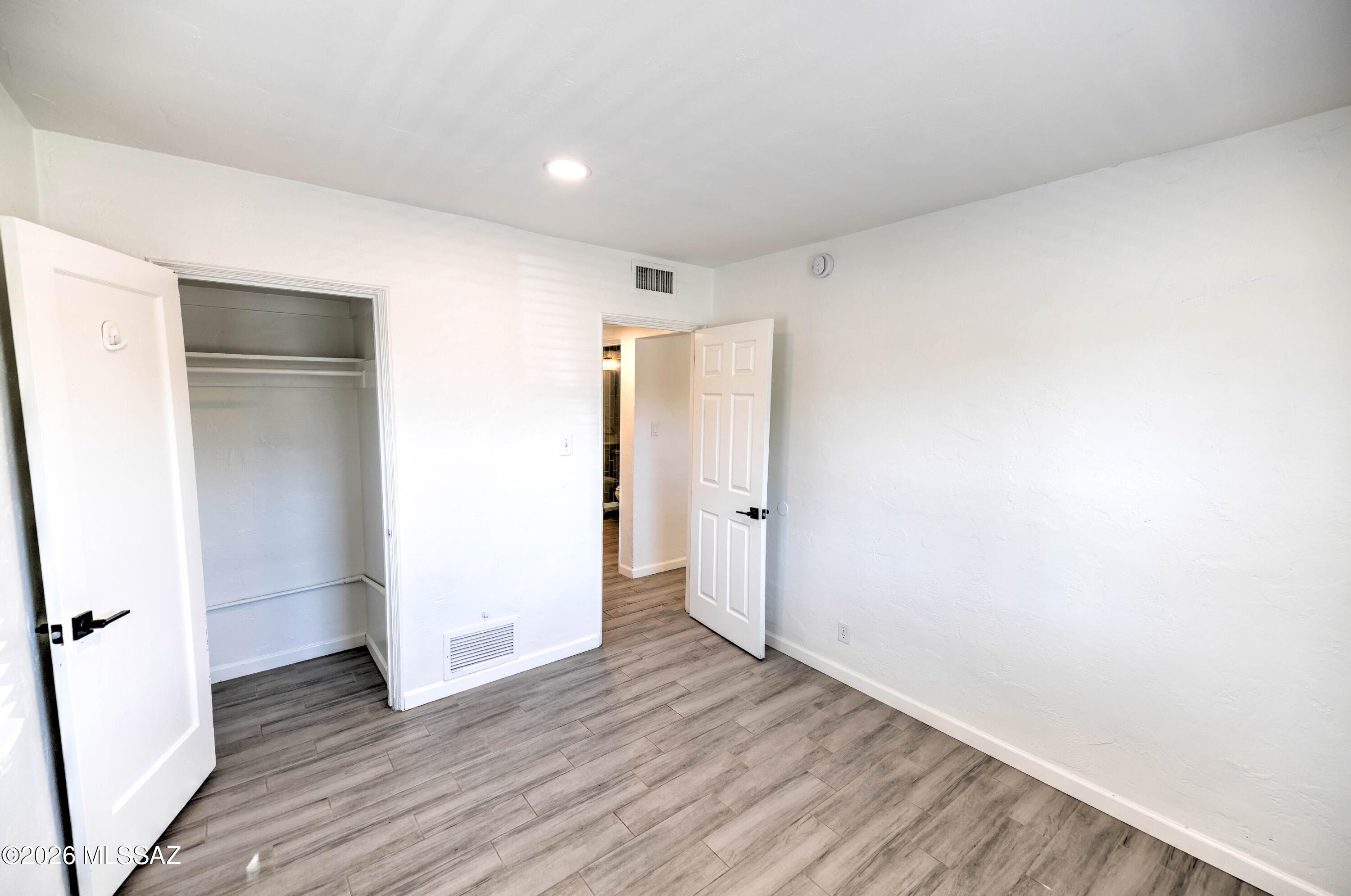 Jefferson Park - Residential Lease