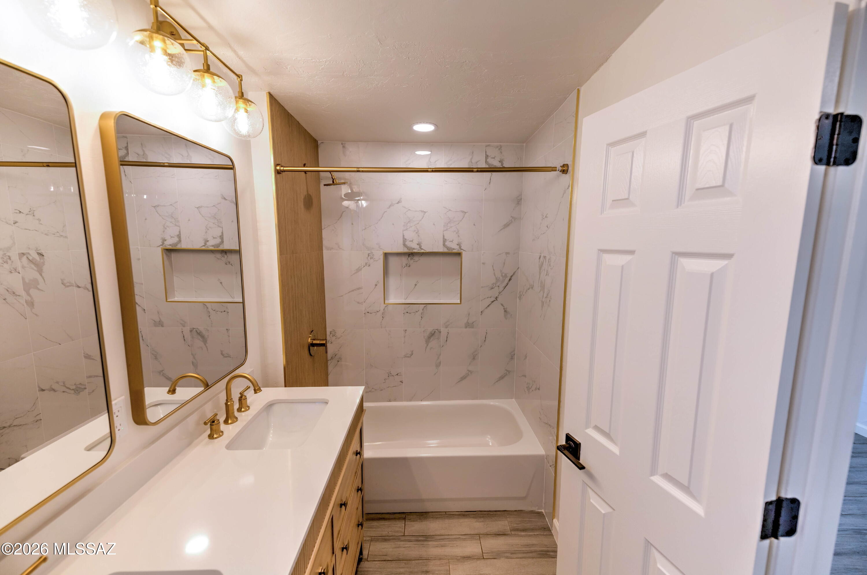 Jefferson Park - Residential Lease