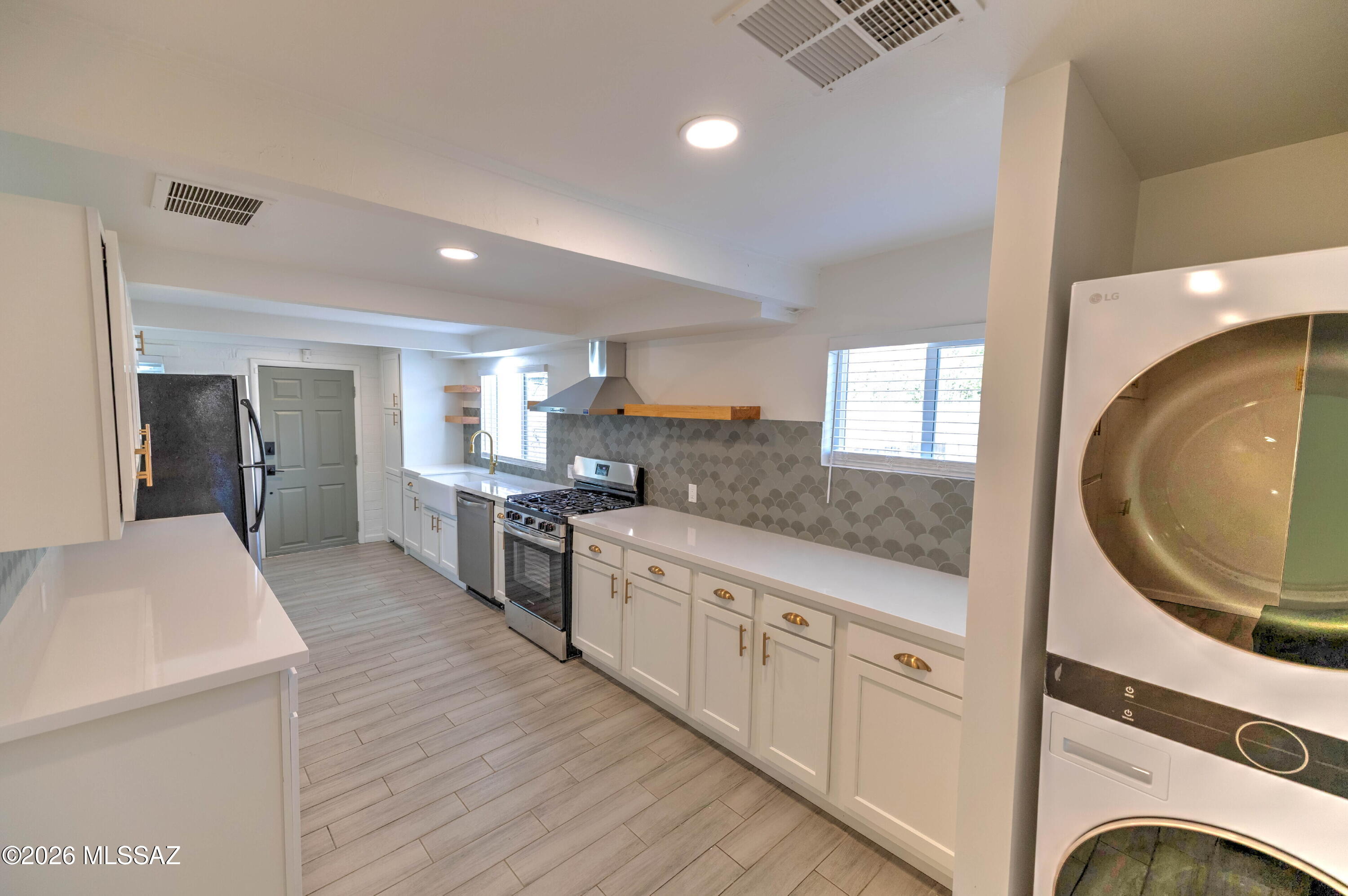 Jefferson Park - Residential Lease