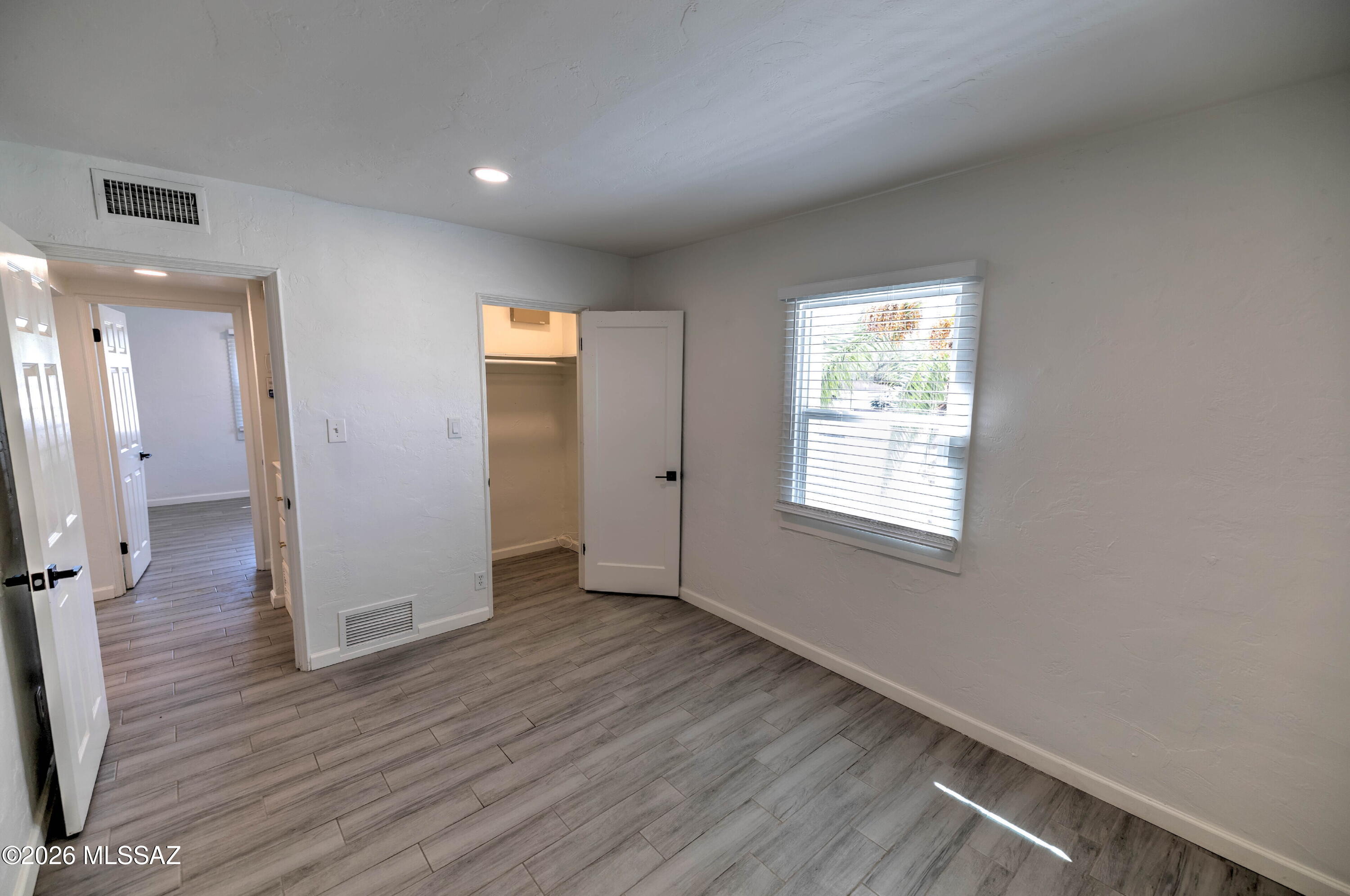 Jefferson Park - Residential Lease