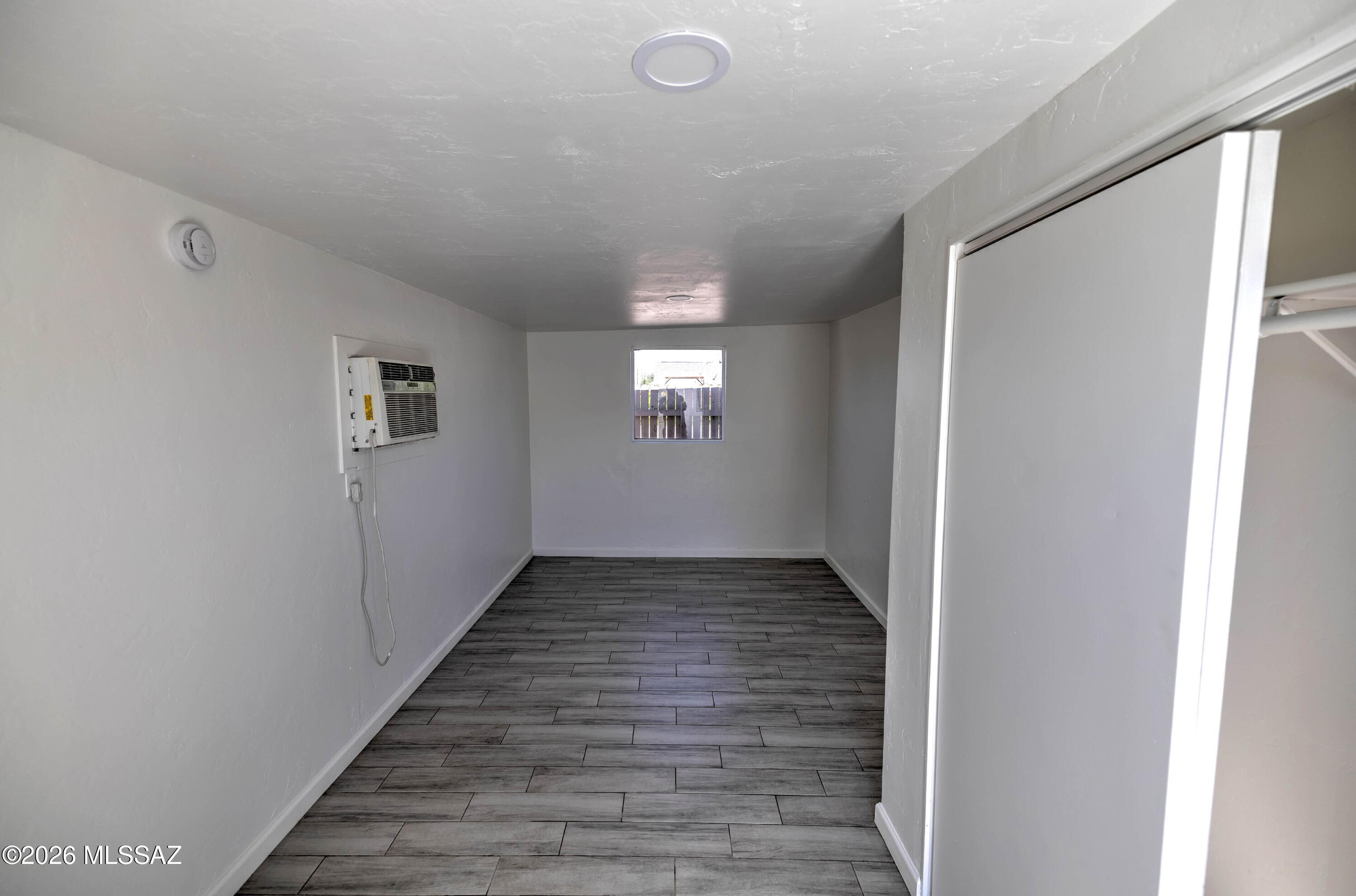 Jefferson Park - Residential Lease