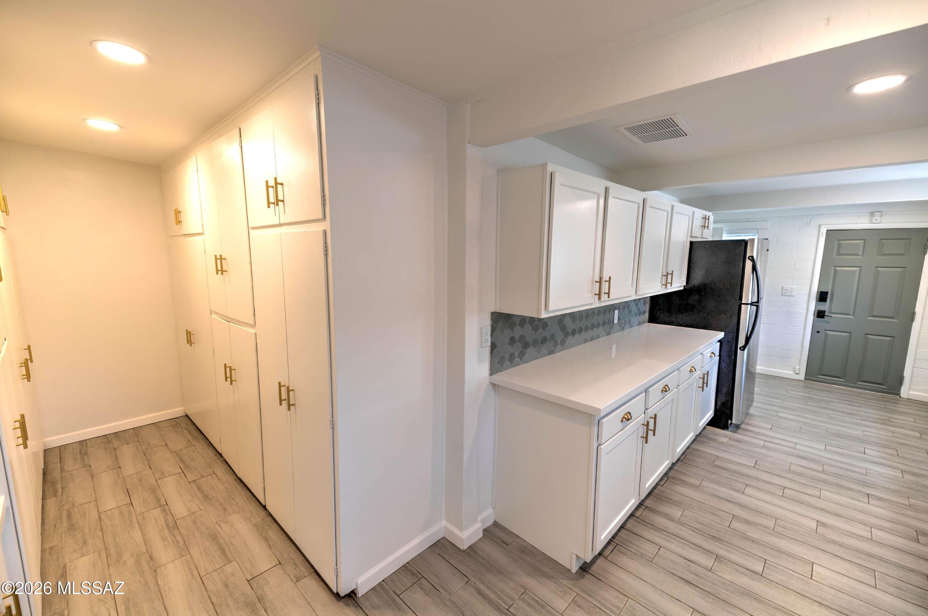 Jefferson Park - Residential Lease