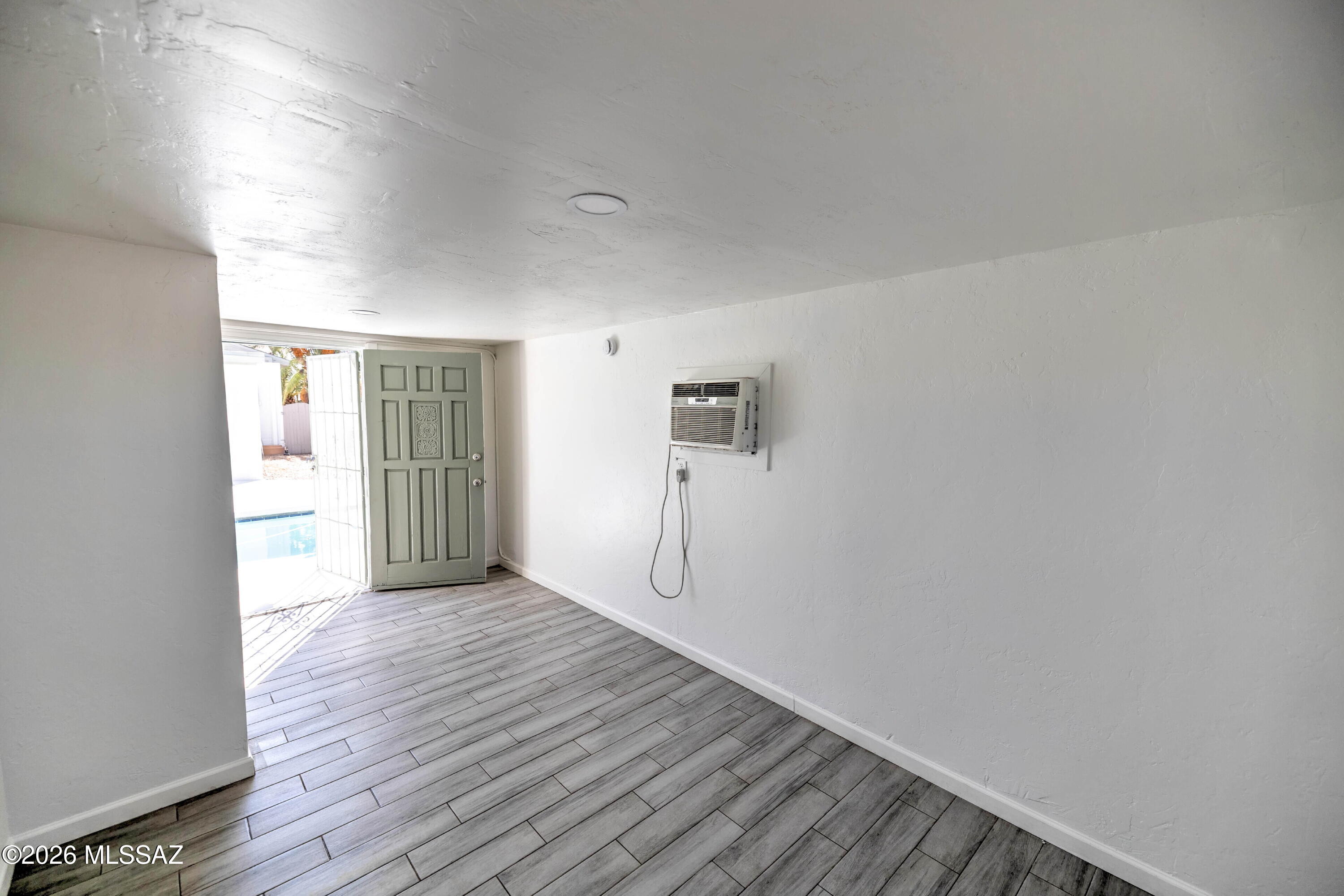 Jefferson Park - Residential Lease