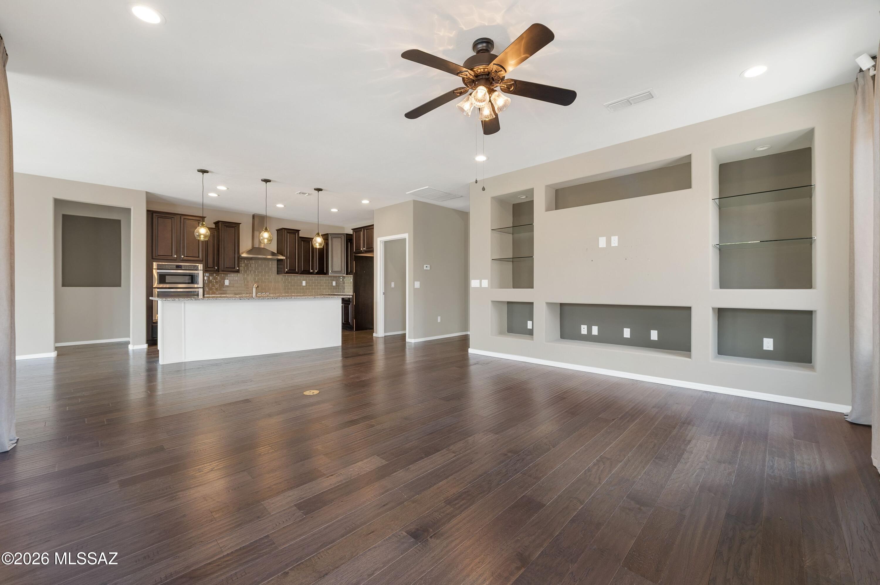 Del Webb At Dove Mountain SQ20131930189 - Residential