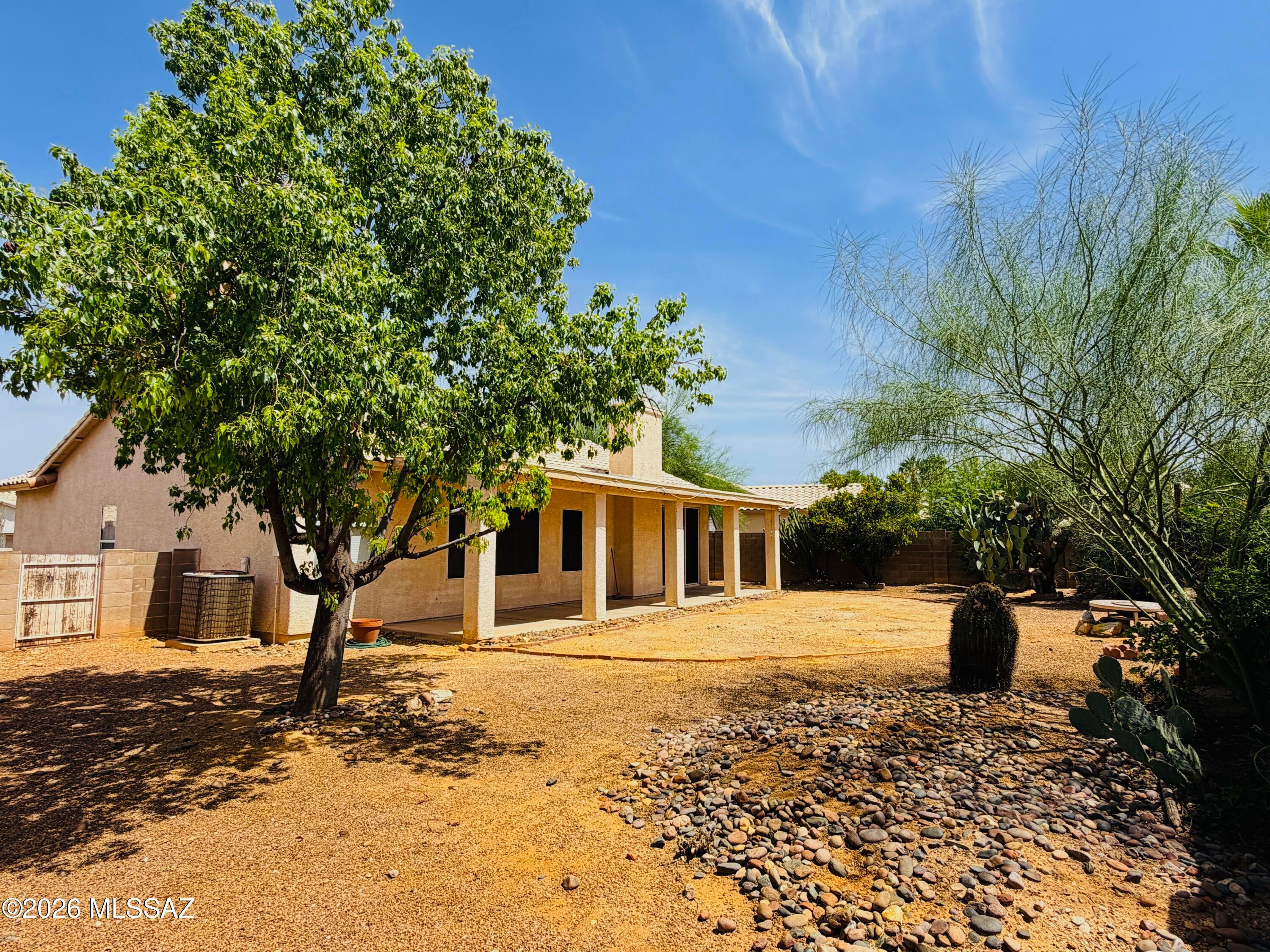 Hacienda Del Oro (1-78) - Residential