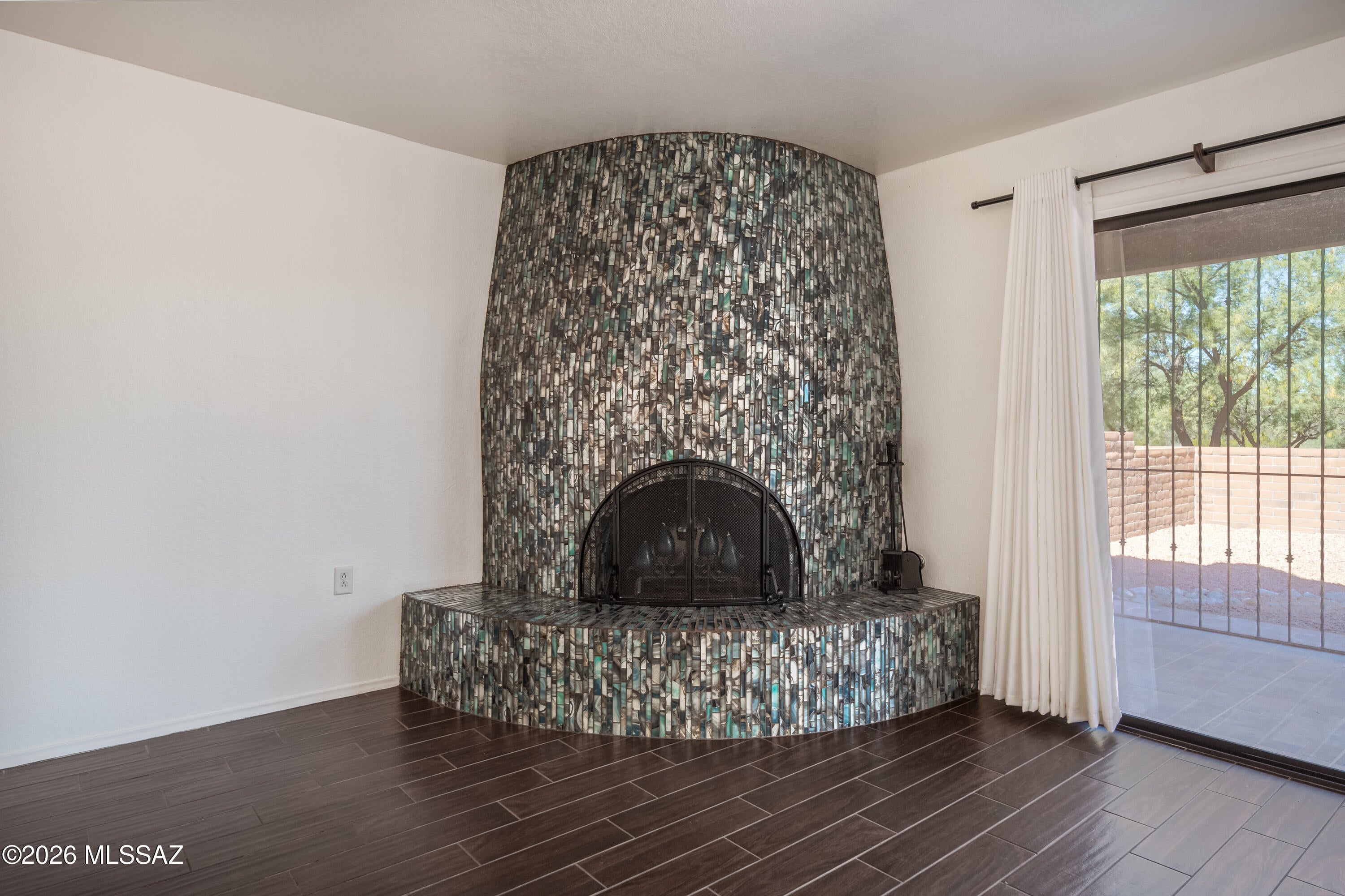 La Cholla Hills(1-313) - Residential