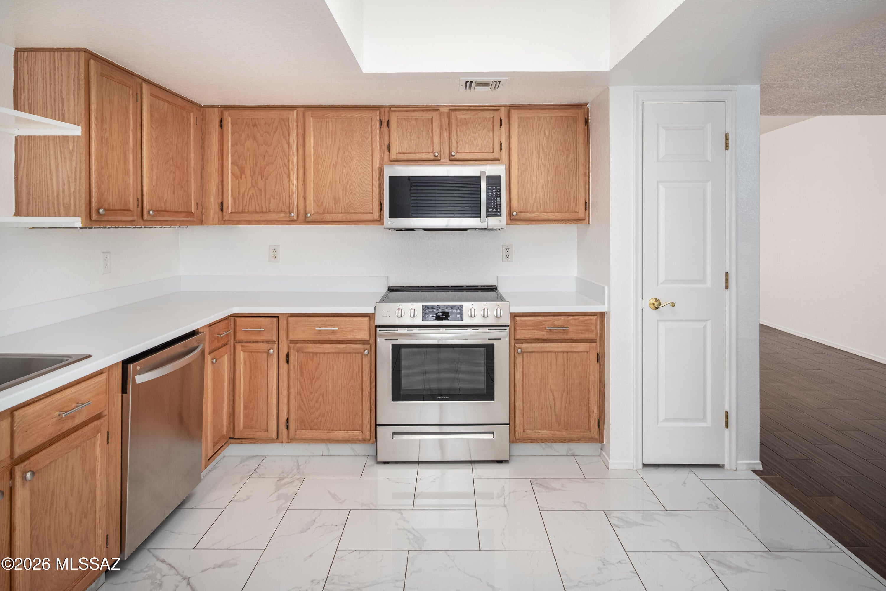 La Cholla Hills(1-313) - Residential