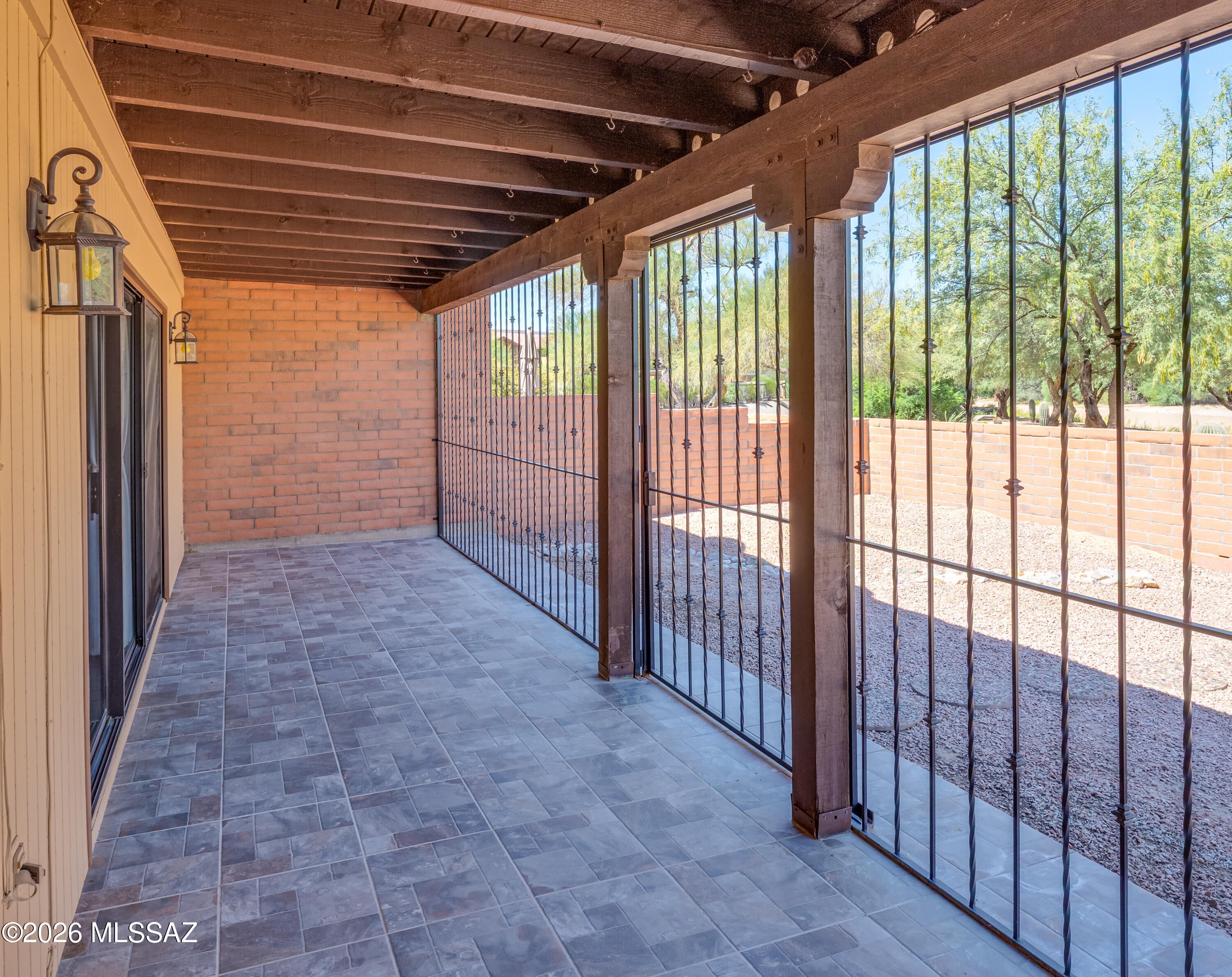 La Cholla Hills(1-313) - Residential