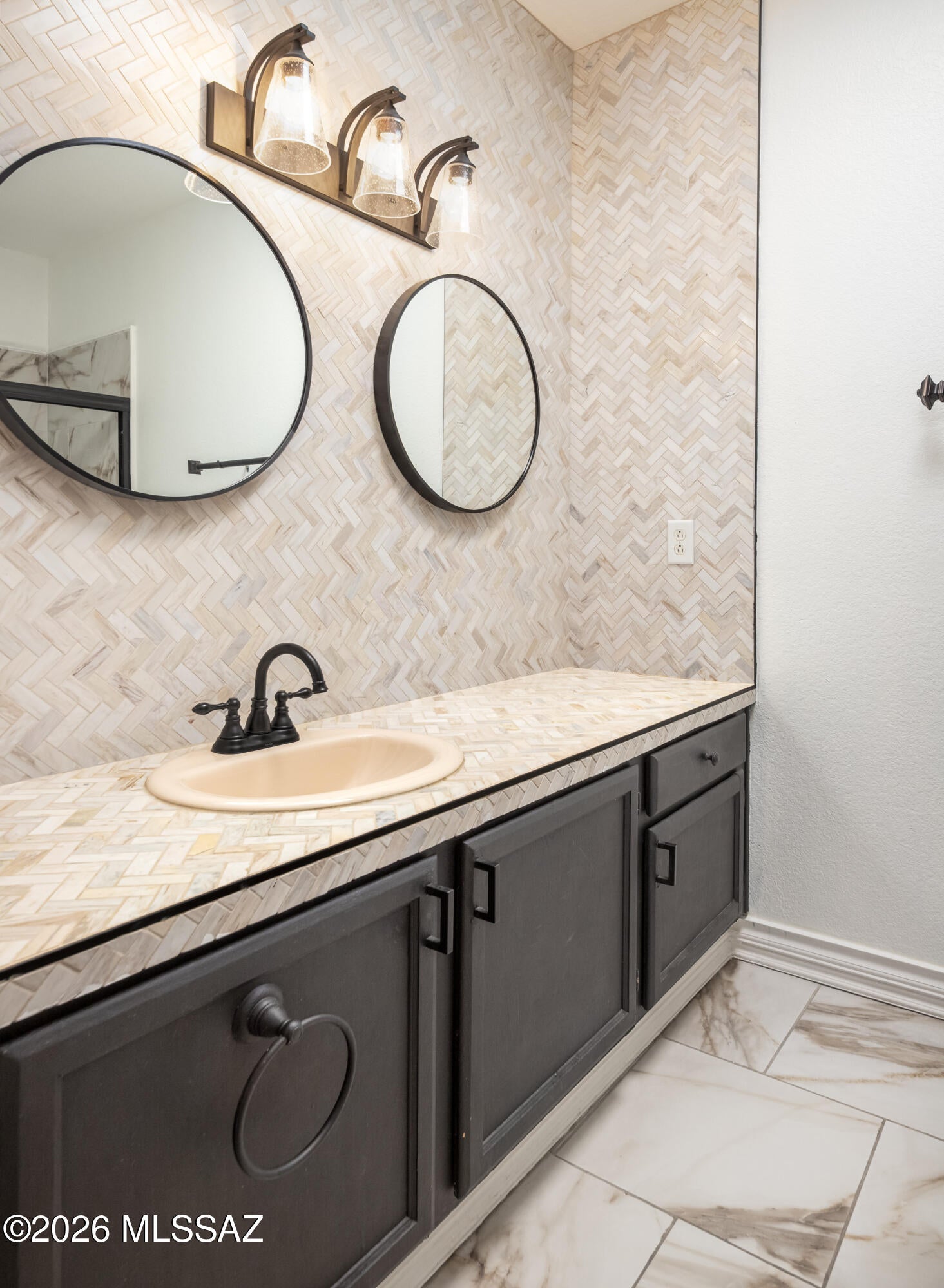 La Cholla Hills(1-313) - Residential