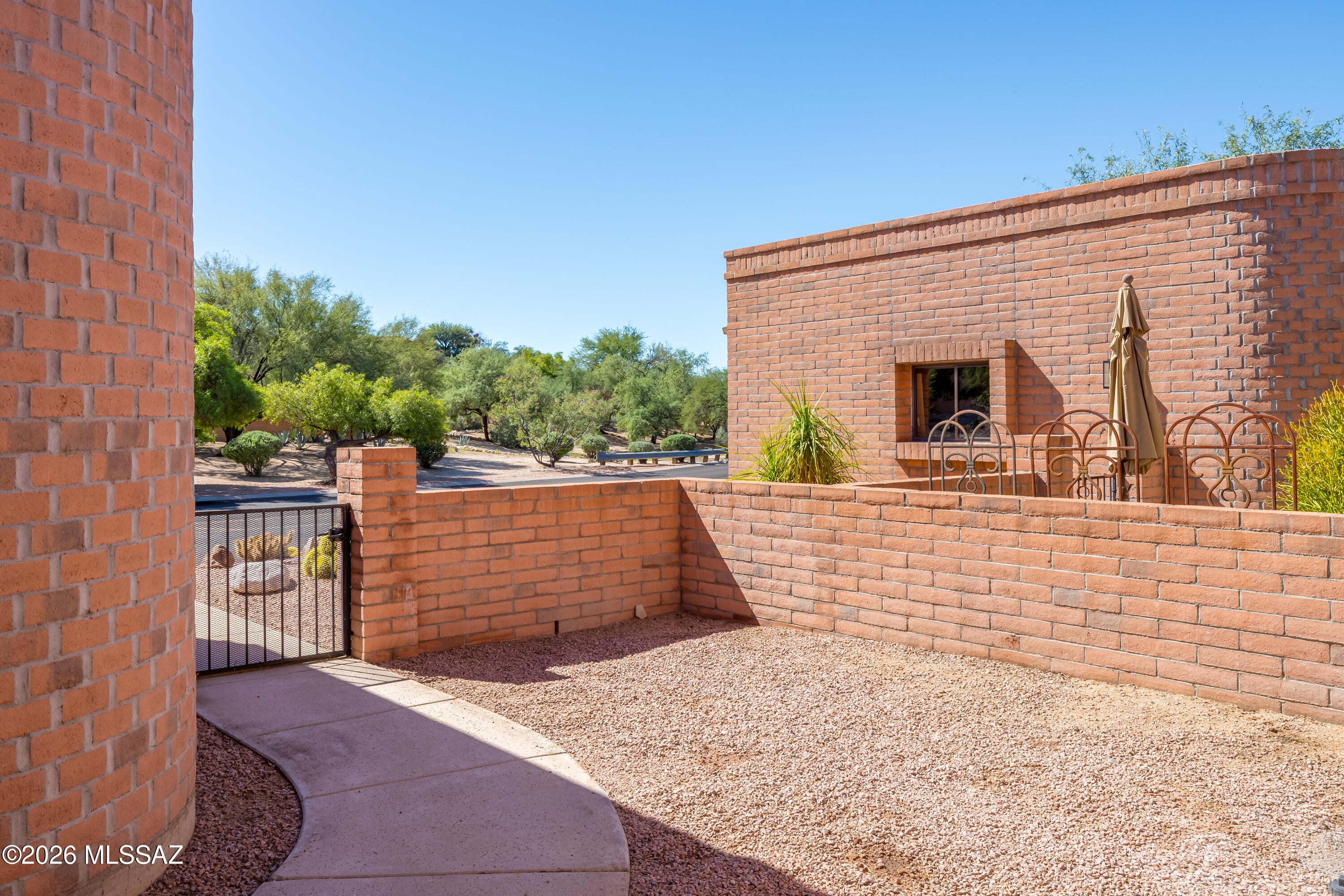 La Cholla Hills(1-313) - Residential