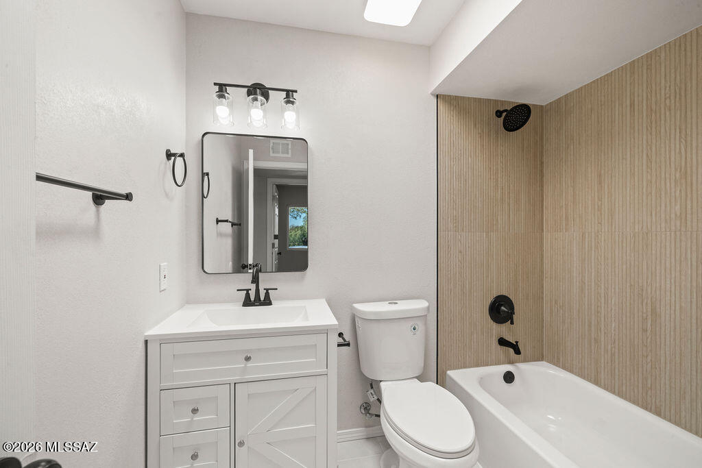 Summit Park Twnhss (1-110) - Residential