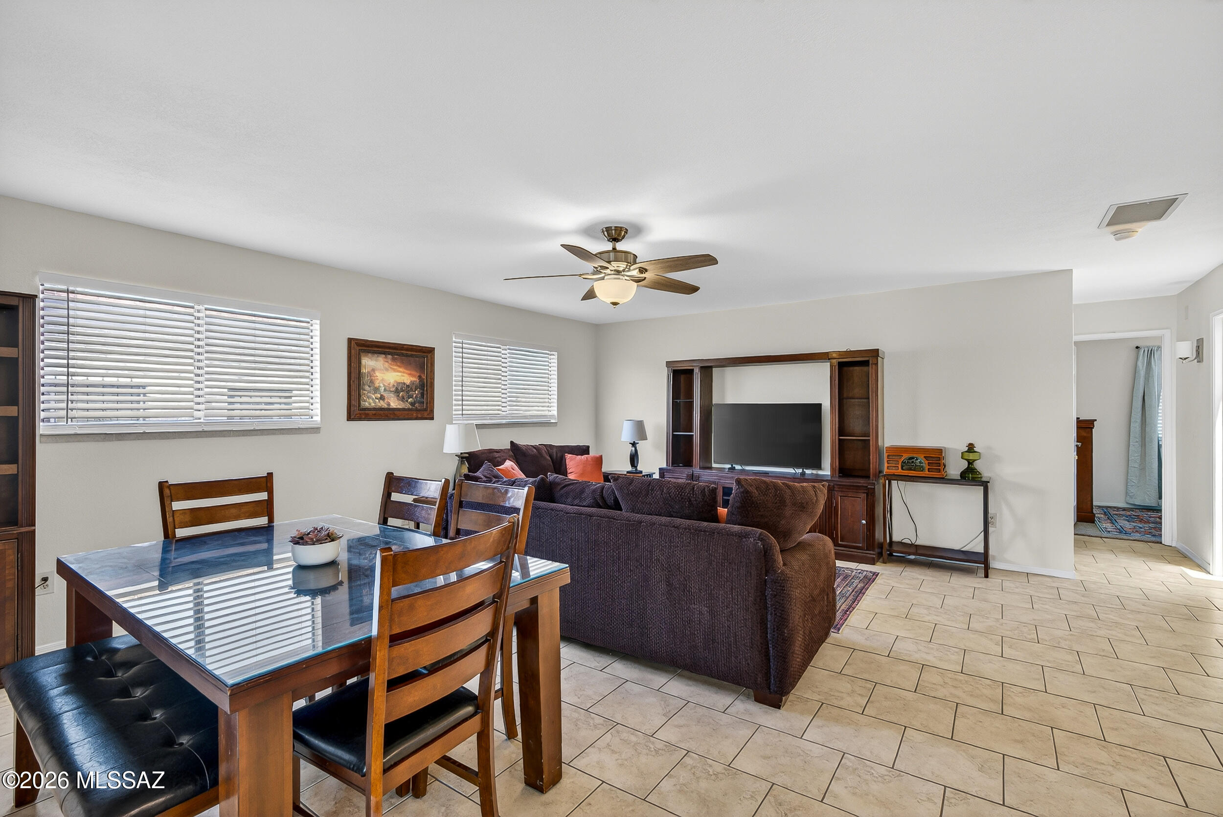 New Tucson Unit NO. 5 (1-312) - Residential Lease