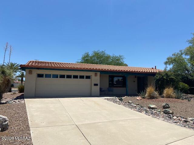 2 bedroom, 2 bath contemporary home on a corner lot with a covered patio at front entrance and a nice patio area with storage shed in the backyard.  Large laundry room area that can be a bonus room.  Saltillo tile throughout the house.  Tankless water heater.  55+ community with Green Valley Recreation entertainment and exercise opportunities.  Lots of value here, take a look.