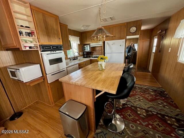 Tucson Estates (403-758) - Residential