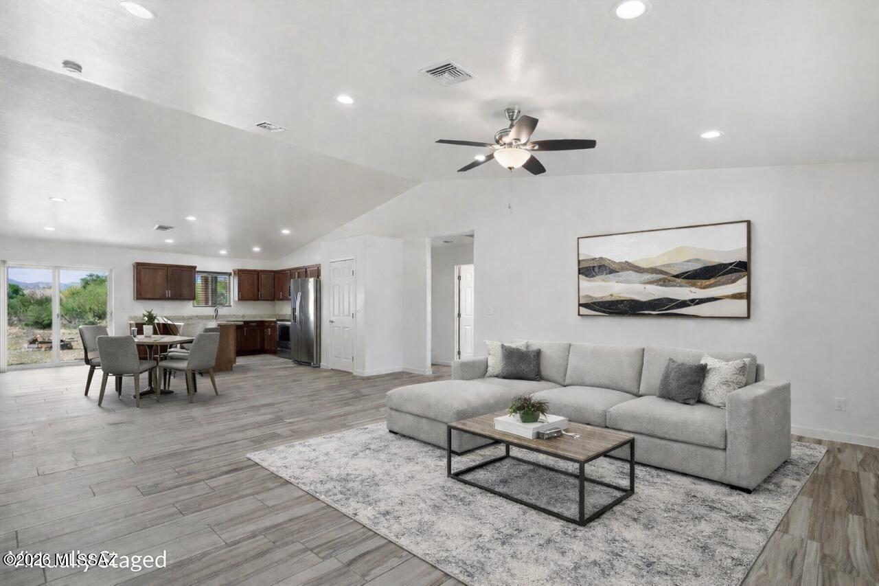Rio Rico Villas 14 - Residential
